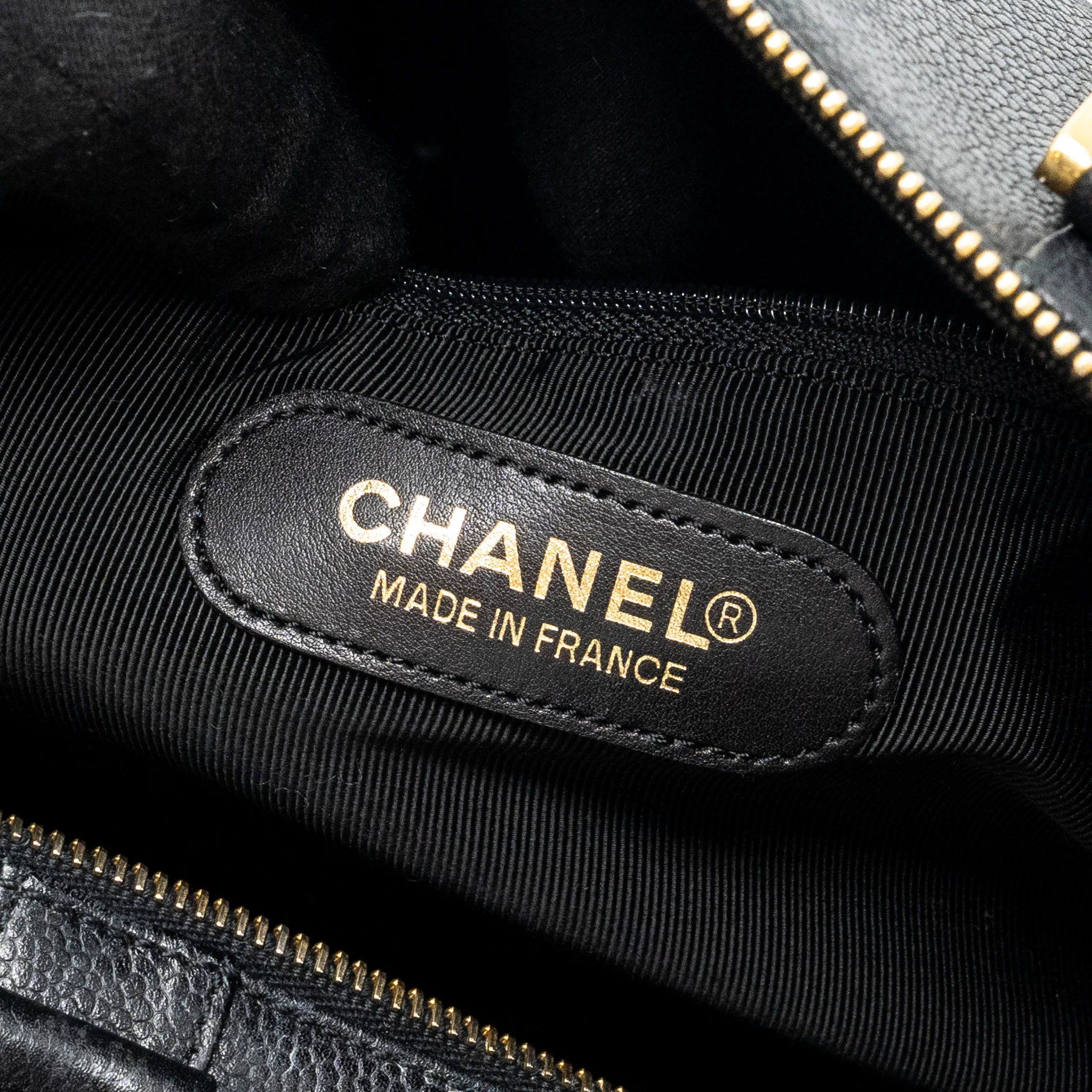 Chanel Vintage Travel Bag Caviar Black GHW - Image 13