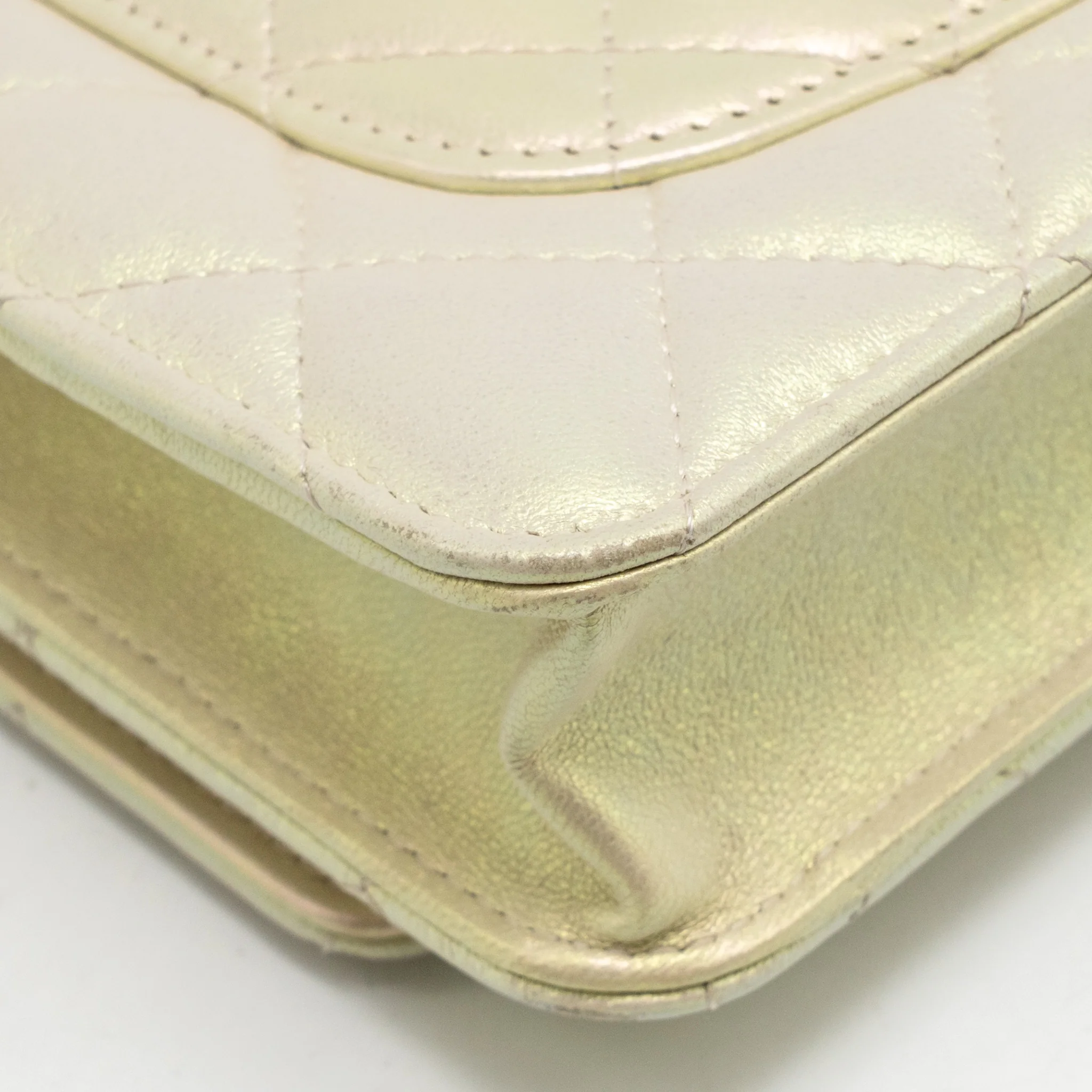 Chanel Wallet on Chain Lambskin Iridescent Ivory LGHW - Image 11