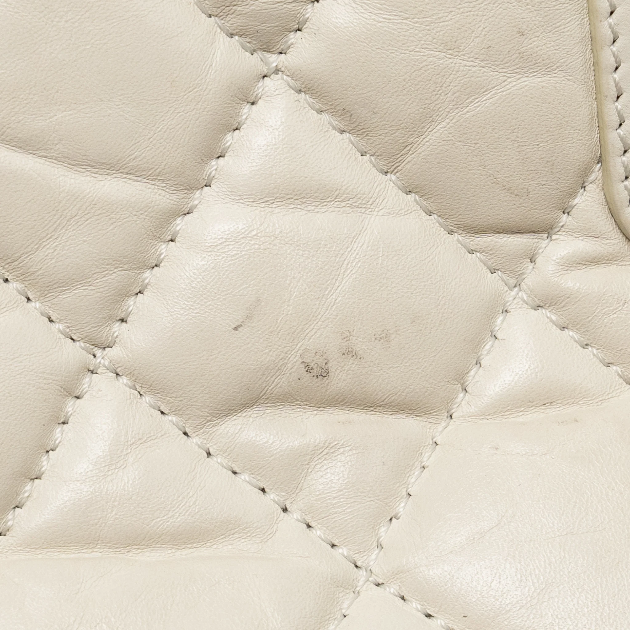 Chanel cocoon travel tote bag calfskin white SHW - Image 13