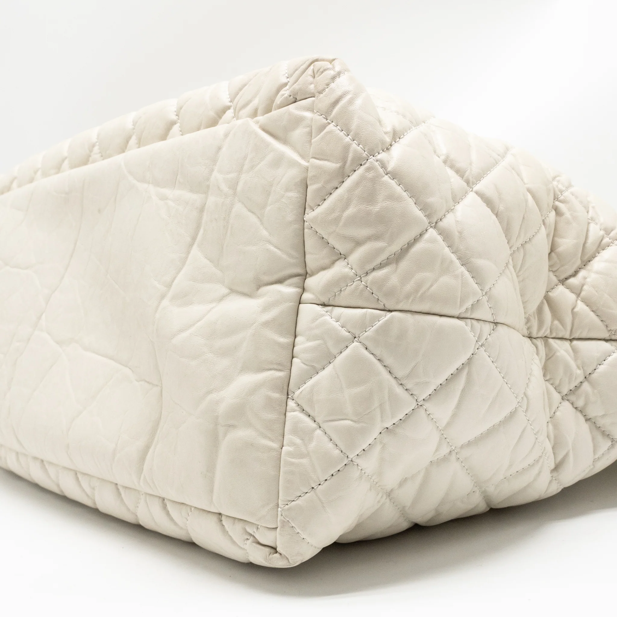 Chanel cocoon travel tote bag calfskin white SHW - Image 8