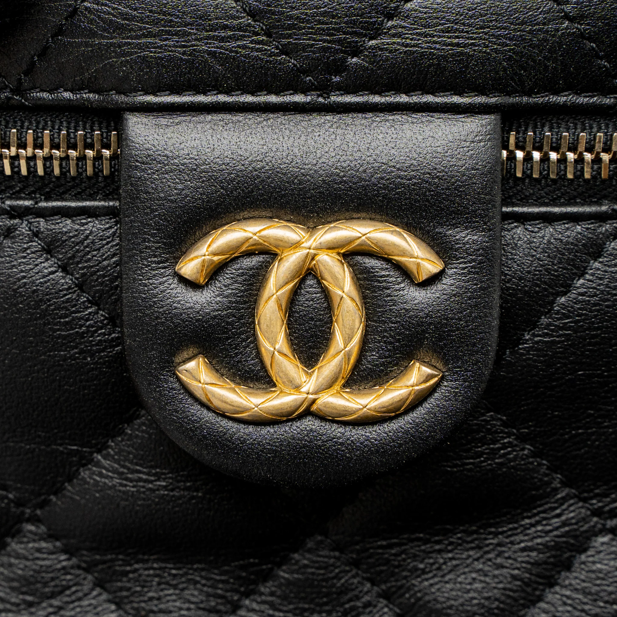 Chanel Top Handle Vanity Crossbody Bag Calfskin Black Brushed GHW (Microchip) - Image 8