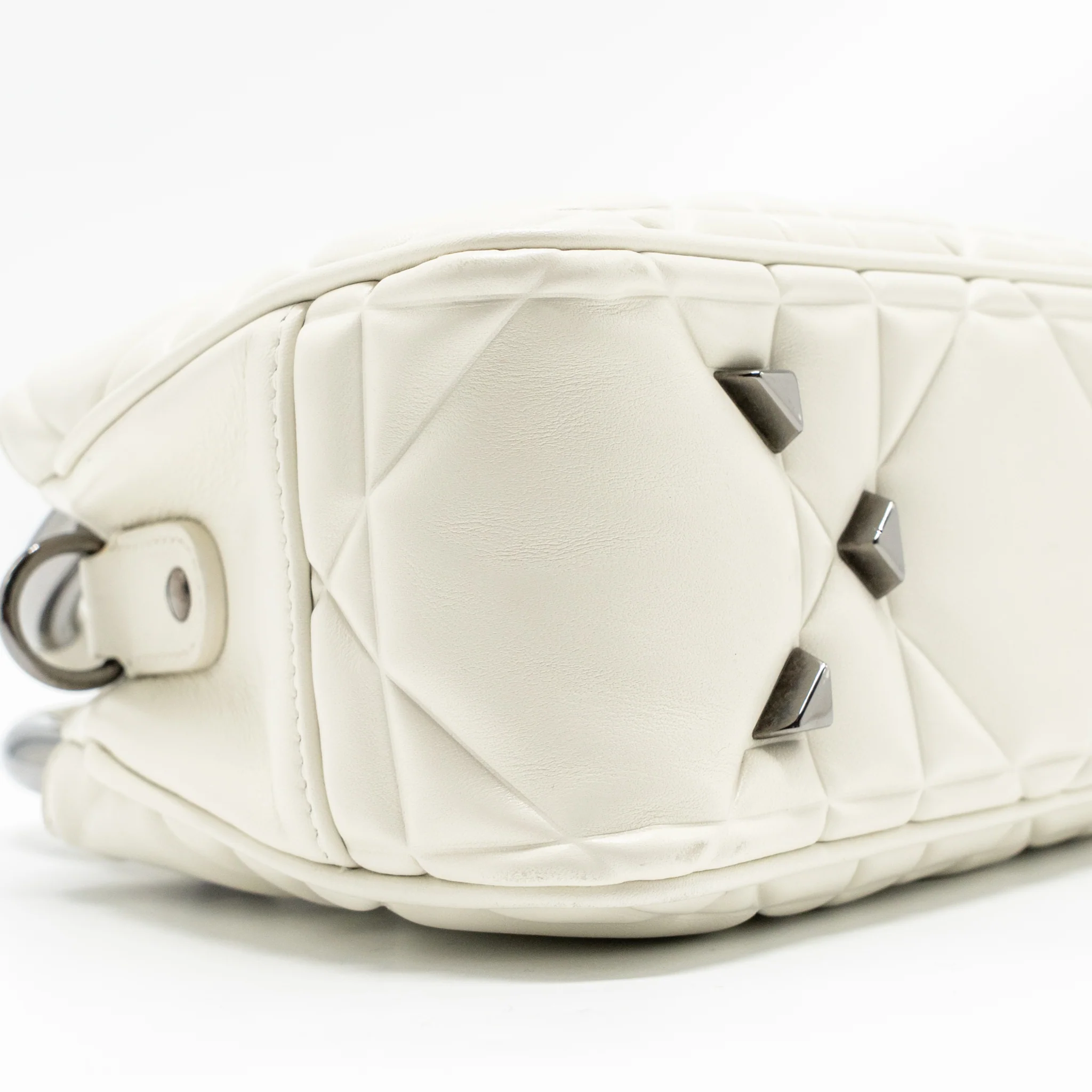 Dior Lady 95.22 Handbag Lambskin White with Black Hardware - Image 6