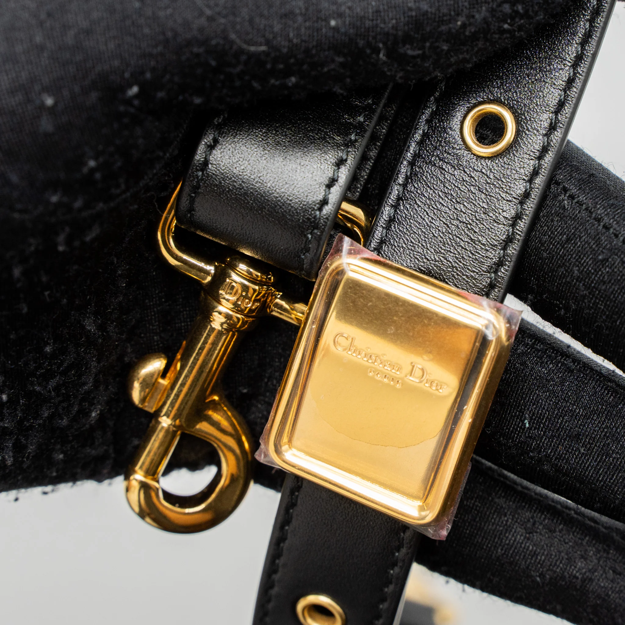 Dior Medium Dior Bobby Bag Calfskin Black GHW - Image 8