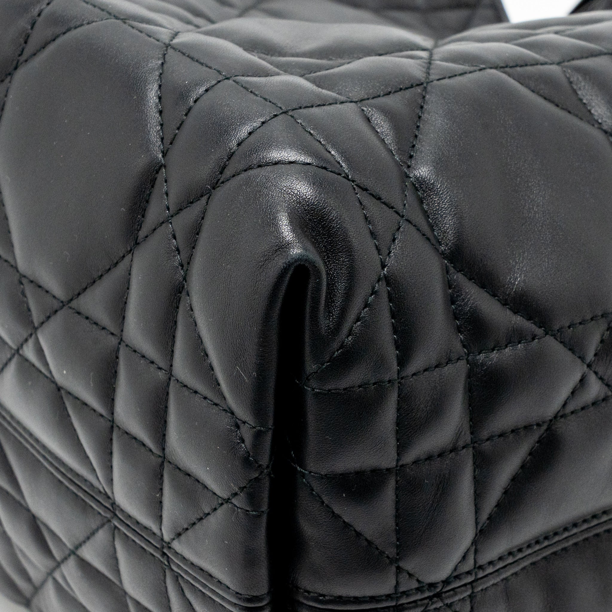 Dior Medium Dior Toujours Tote bag macrocannage calfskin black LGHW - Image 10