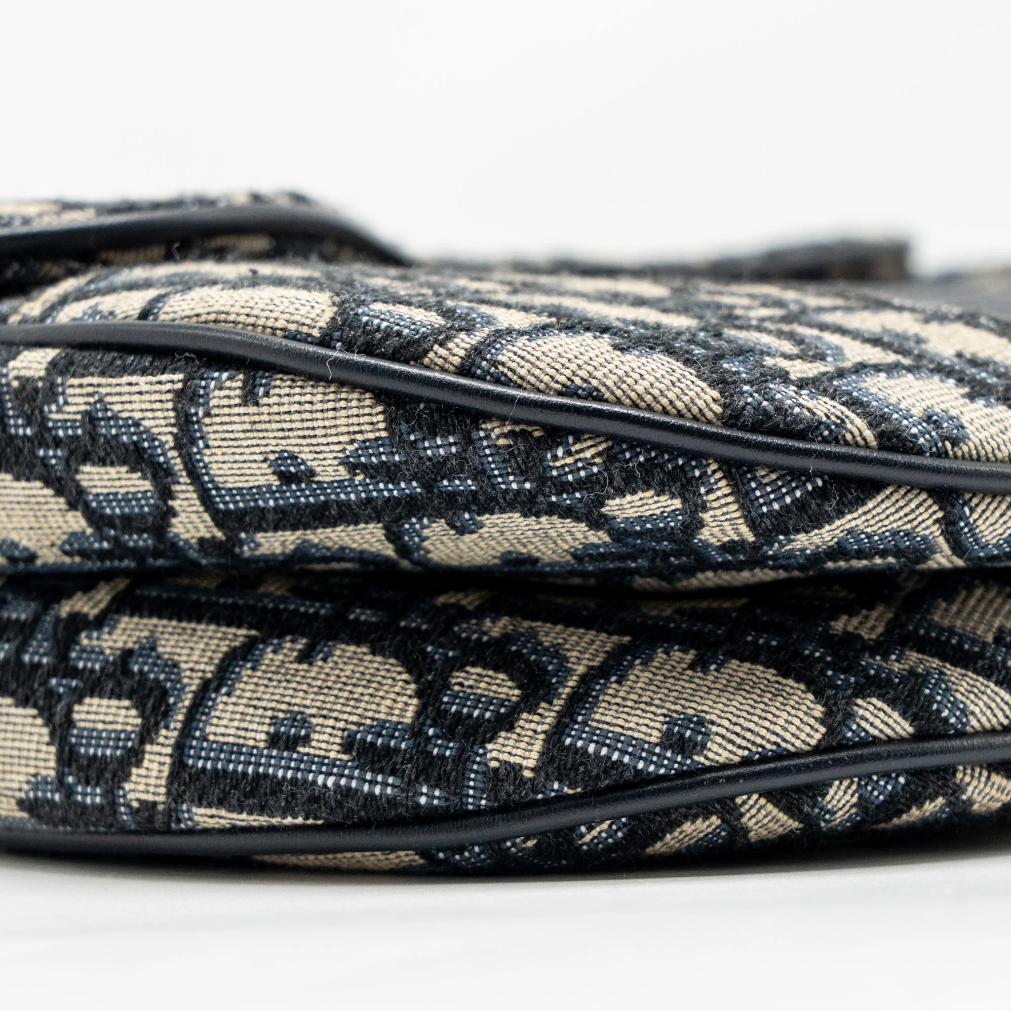 Dior Medium Saddle Bag Blue Oblique Canvas/Calfskin GHW - Image 6