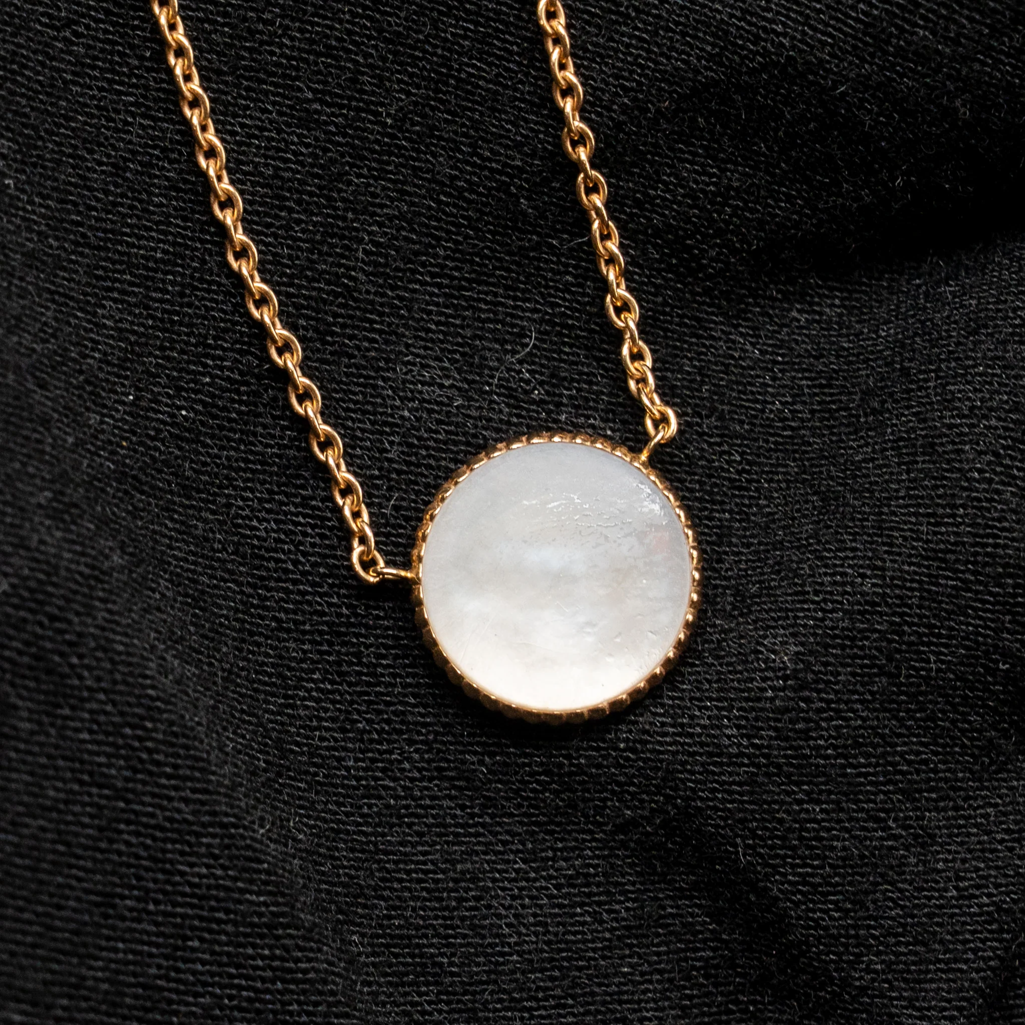 Dior Rose Des Vents Necklace Mother of Pearl/Ruby Rose Gold - Image 5