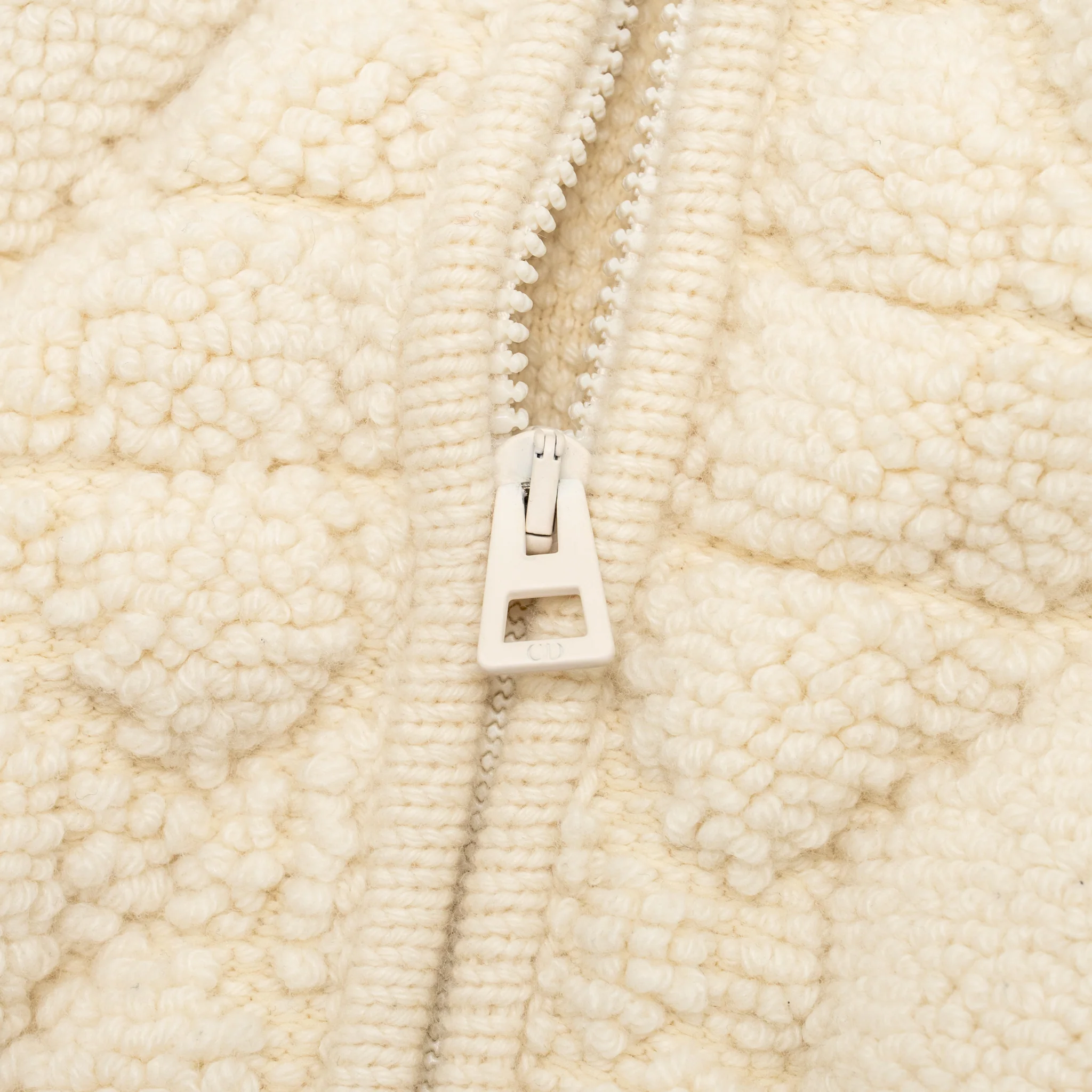 Dior size 34 Macrocannage zipped cardigan wool/polyamide/cashmere ecru - Image 4