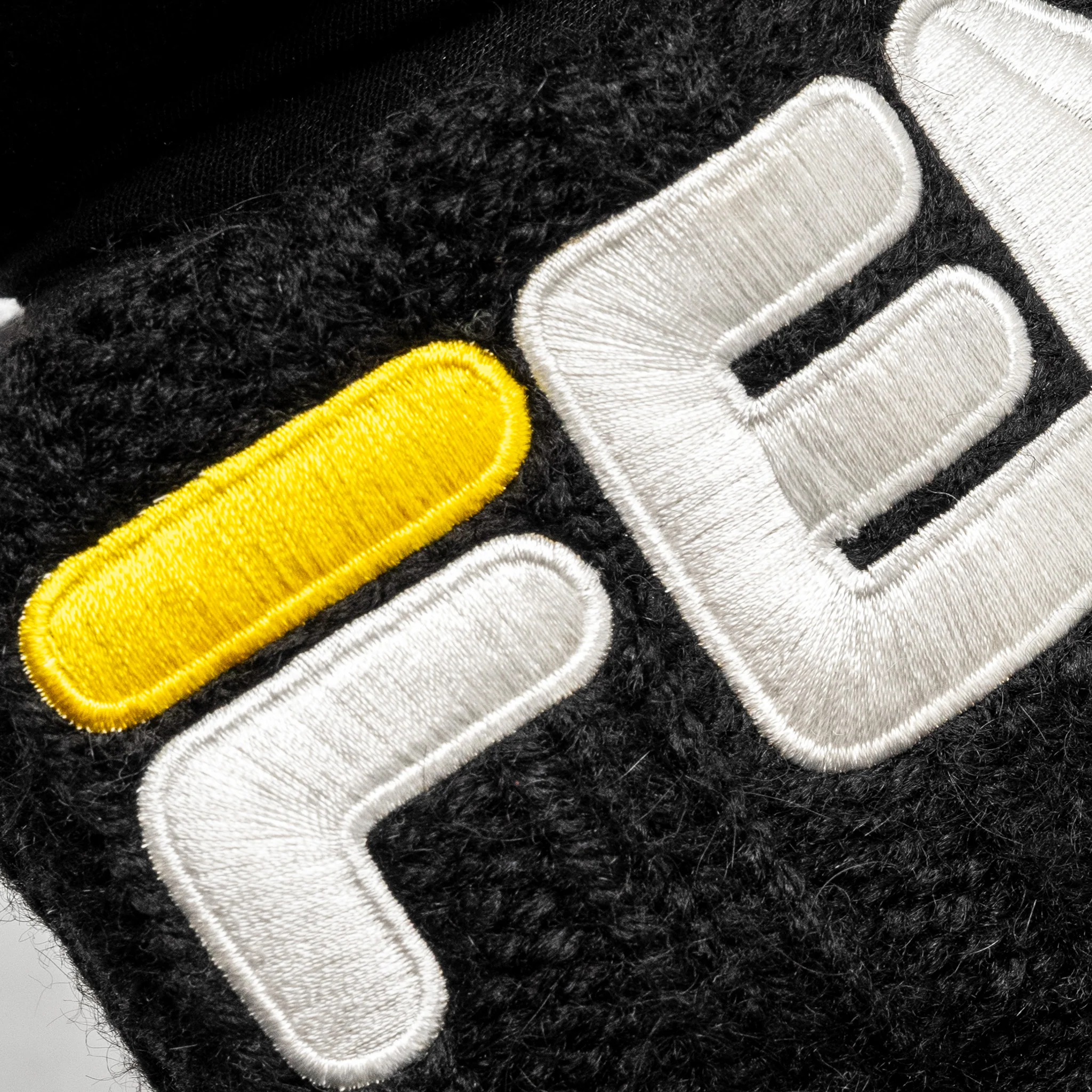 Fendi Mania Logo-Embroidered Knitted Headband Cap hat Alpaca/Wool Black/Multicolour - Image 4