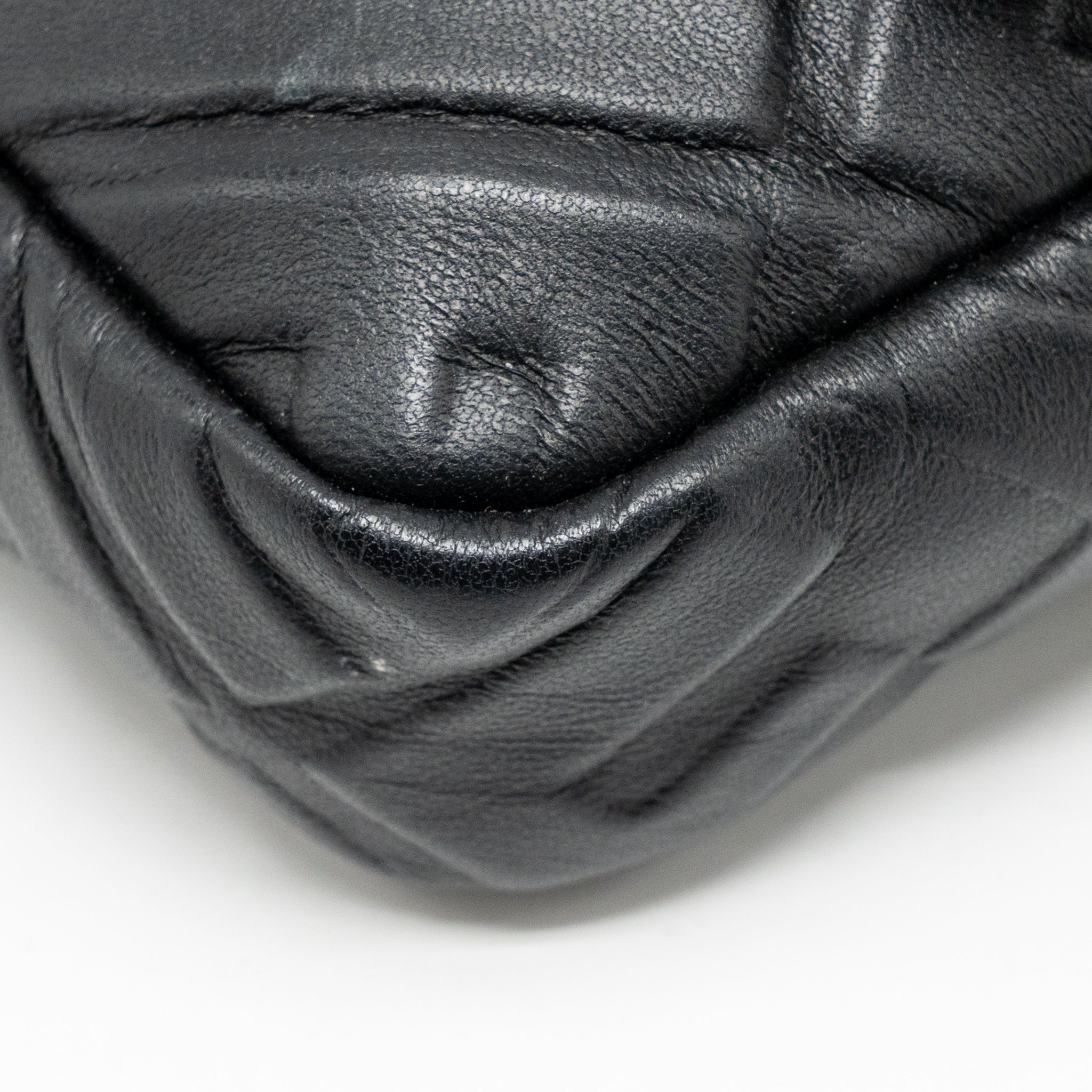 Fendi Mini Baguette Bag FF Motif Lambskin Black GHW - Image 10