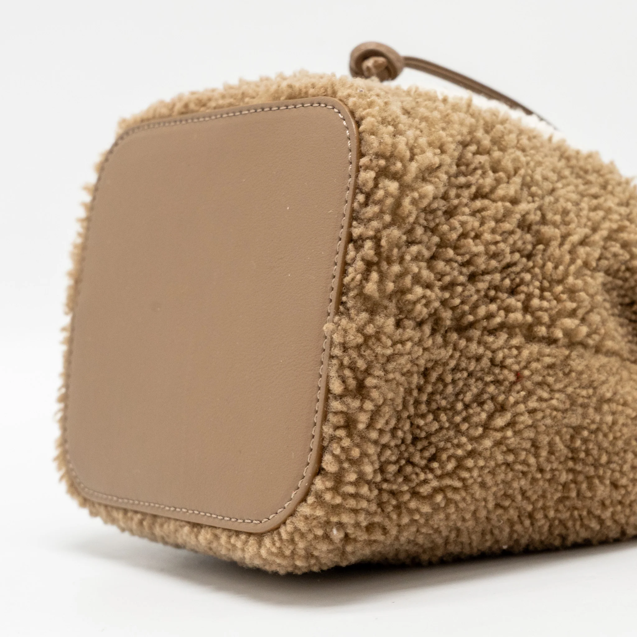 Fendi Mini Mon Tresor Bucket Bag Shearling/Leather Beige GHW - Image 7