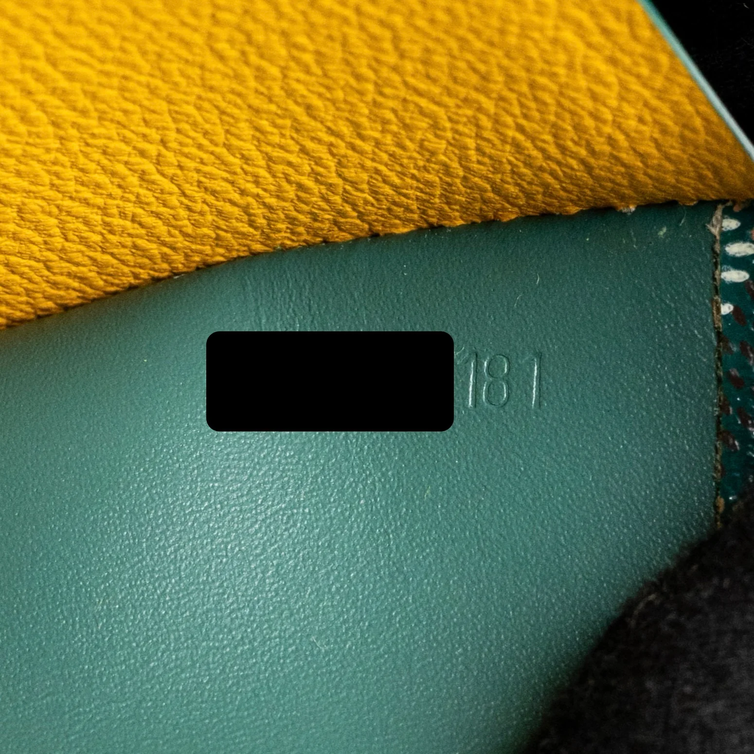 Goyard passport holder/compact wallet Goyardine canvas green - Image 12