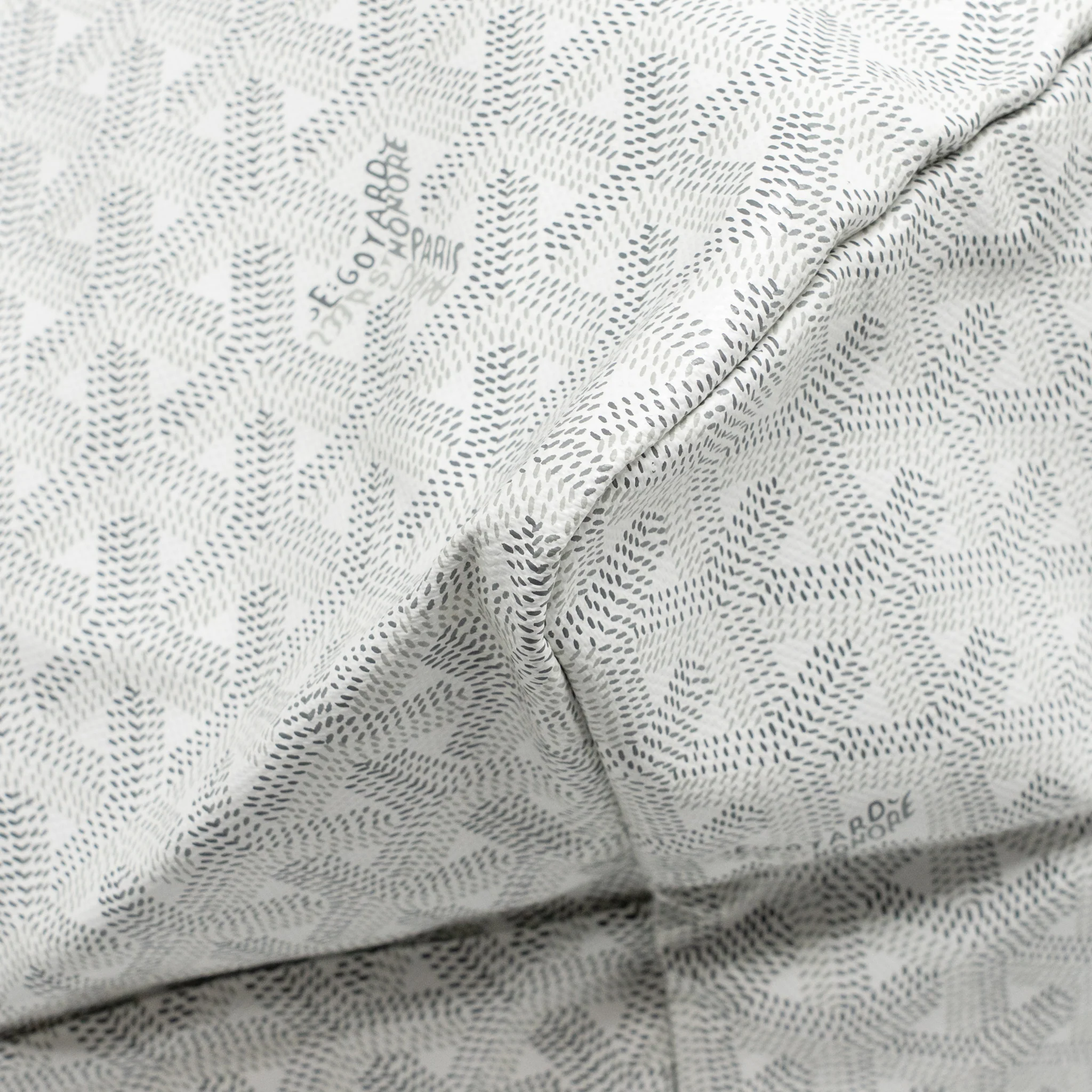 Goyard Saint Louis Tote GM Bag Goyardine Canvas/Calfskin Leather White SHW - Image 8