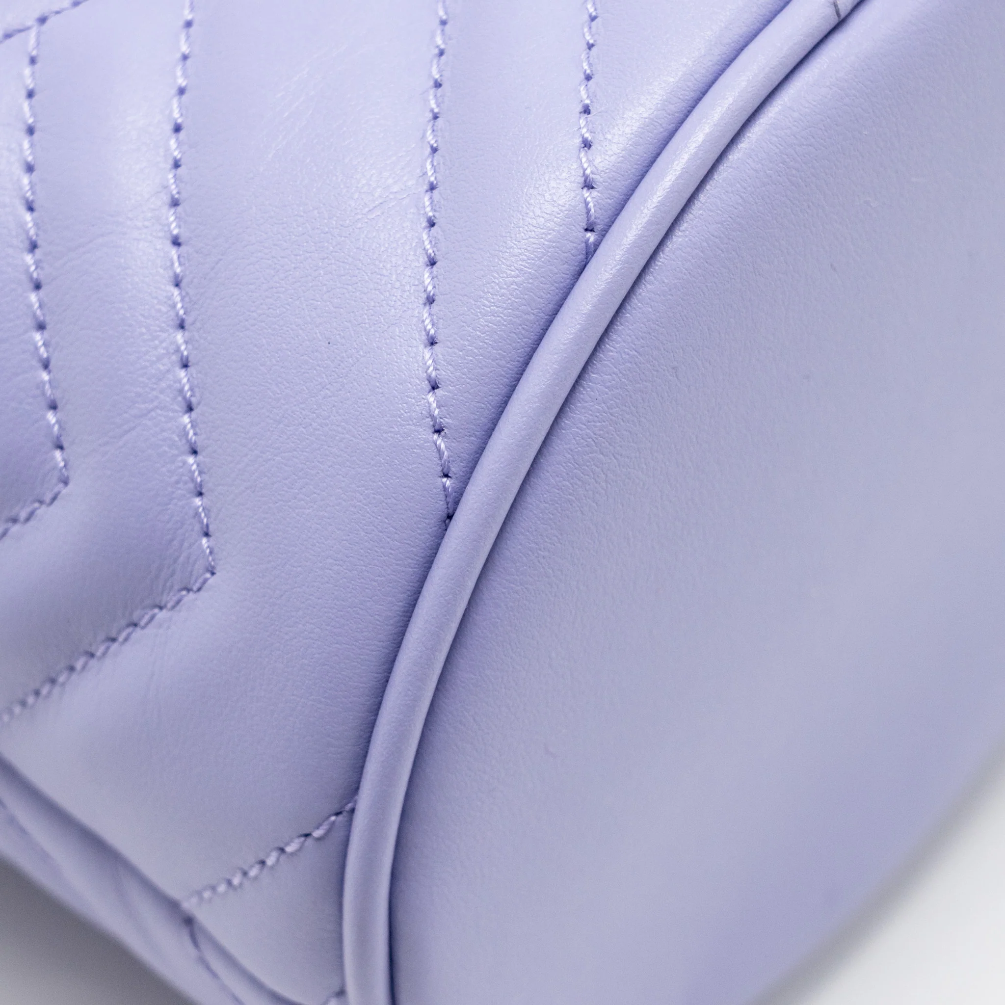 Gucci GG Marmont Bucket Bag Calfskin Light Purple SHW - Image 10