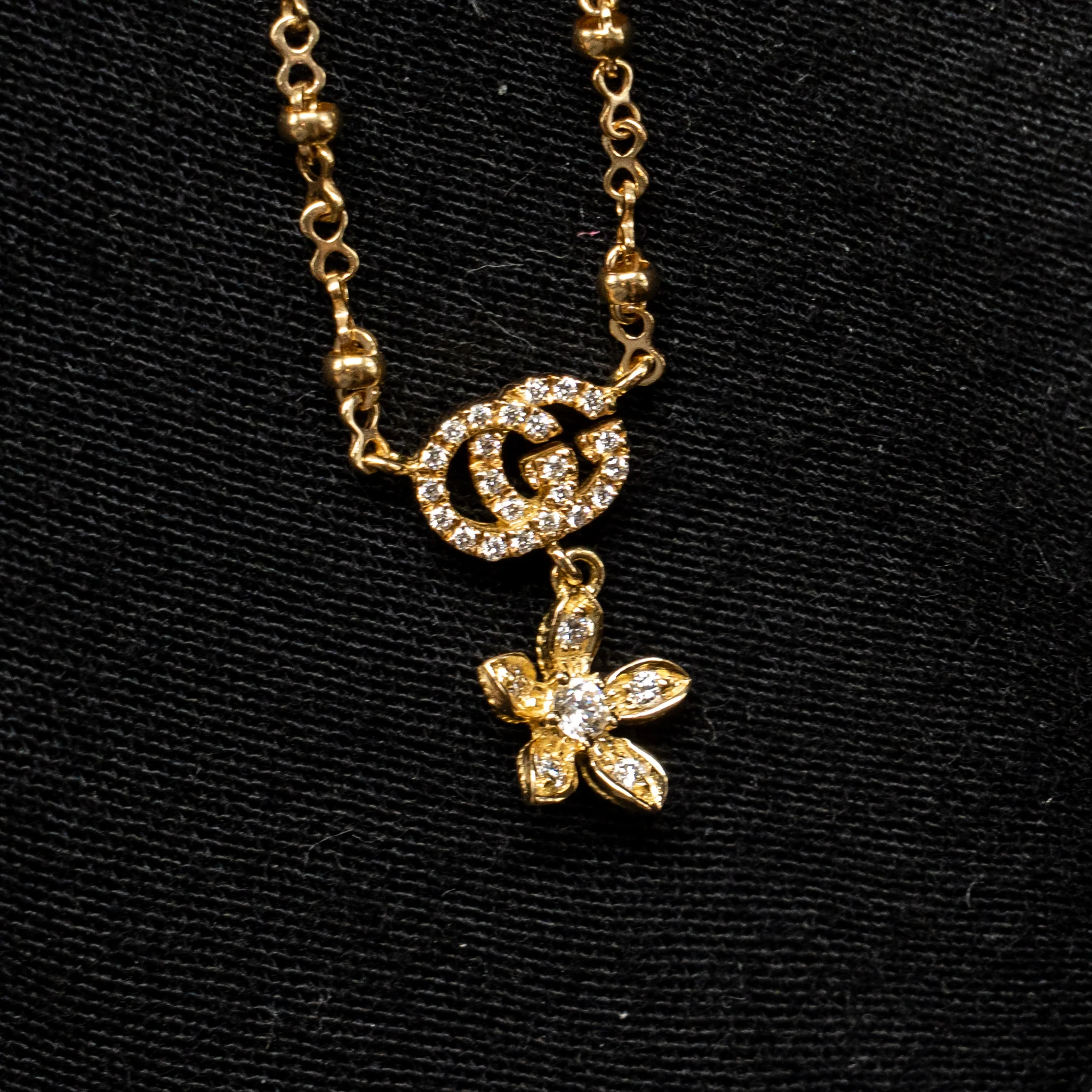 Gucci Double G and Flower Pendant Yellow Gold, Diamonds - Image 4