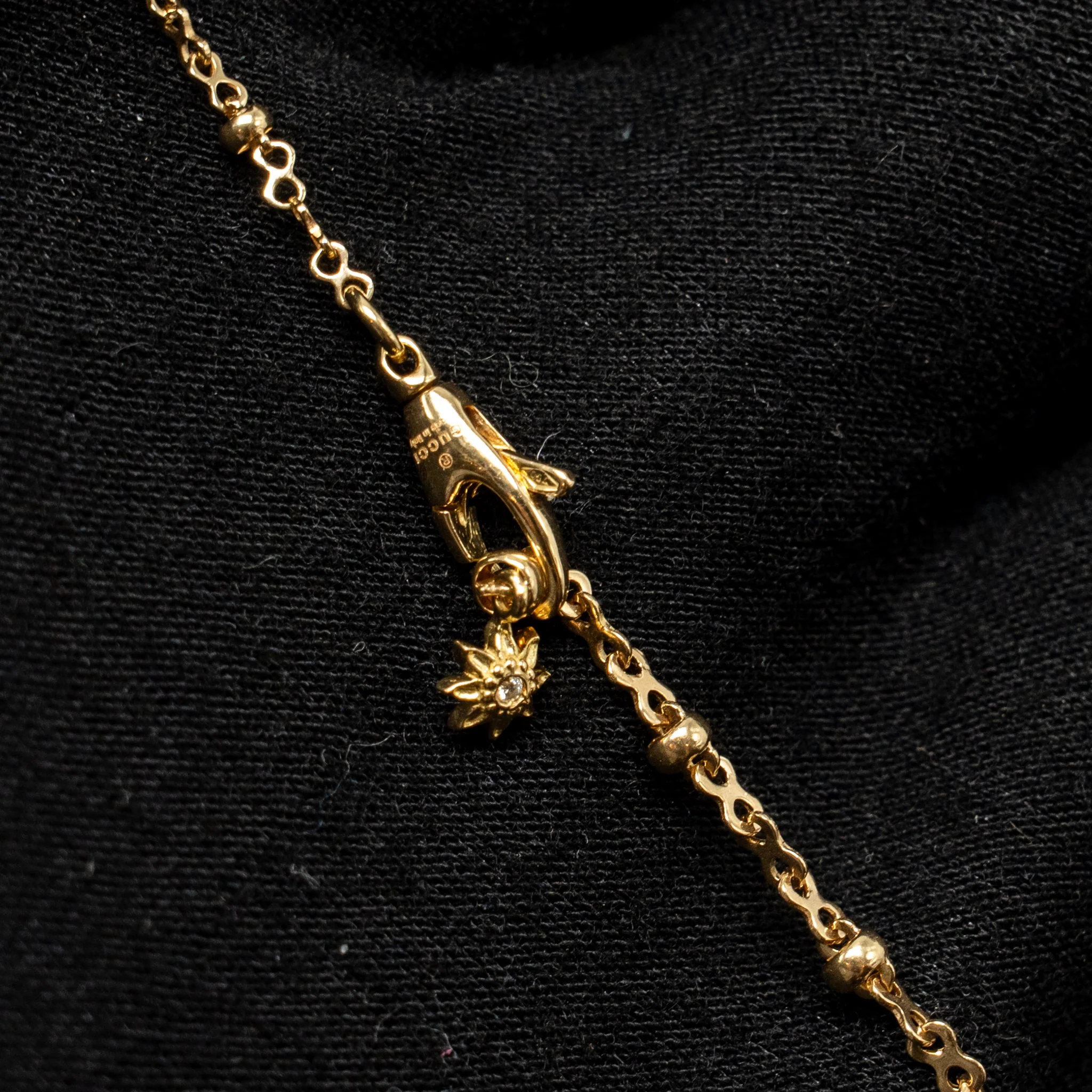 Gucci Double G and Flower Pendant Yellow Gold, Diamonds - Image 5