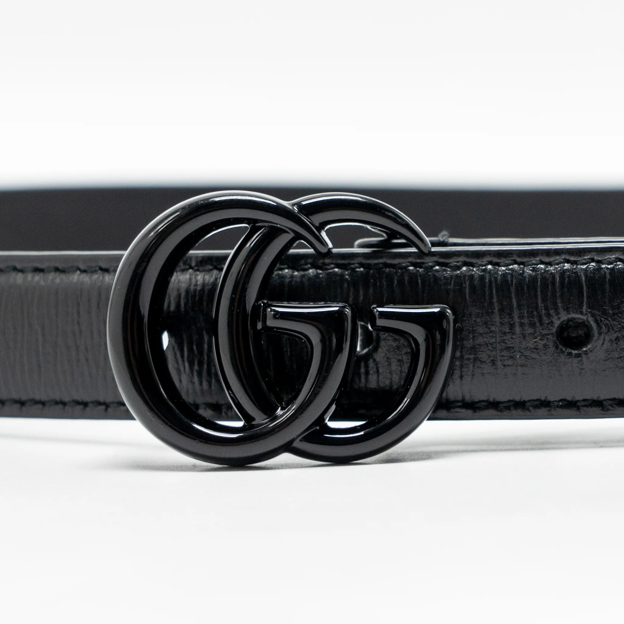 Gucci Size 75 GG Marmont 20MM Thin Belt Black Leather Black Hardware - Image 4