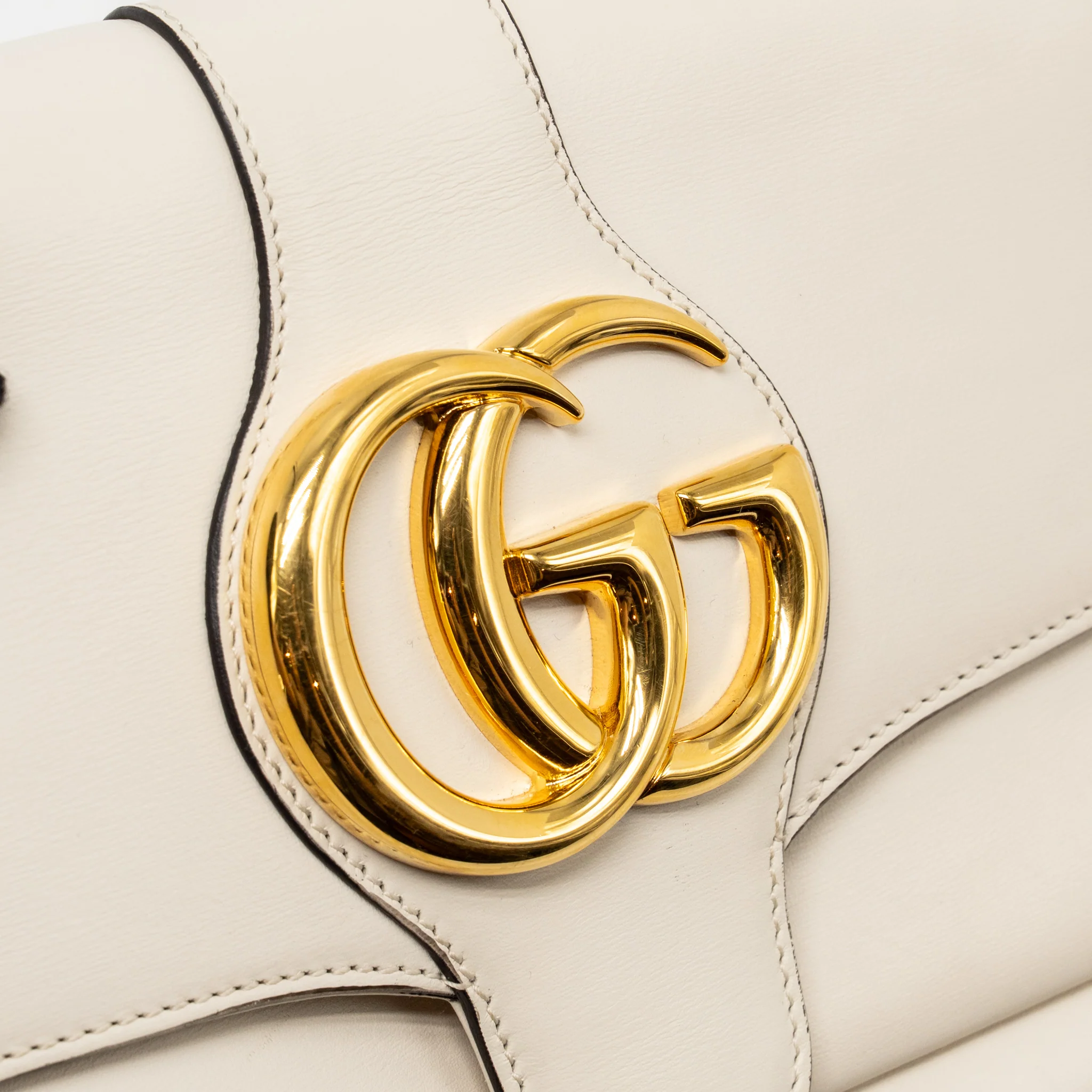 Gucci Small Arli Flap Bag Calfskin White GHW - Image 10