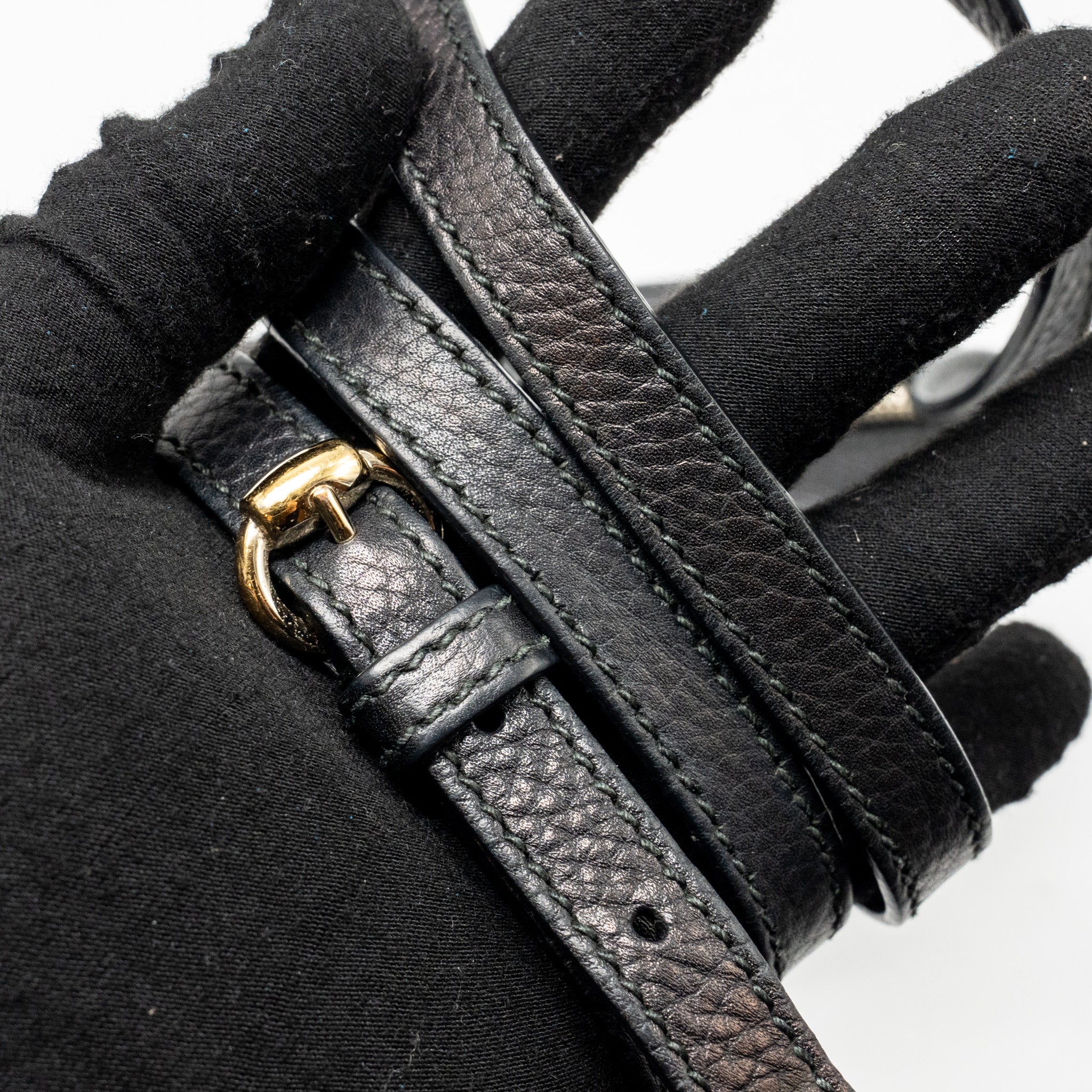 GUCCI Soho Disco Camera Crossbody Bag Calfskin Black LGHW - Image 17