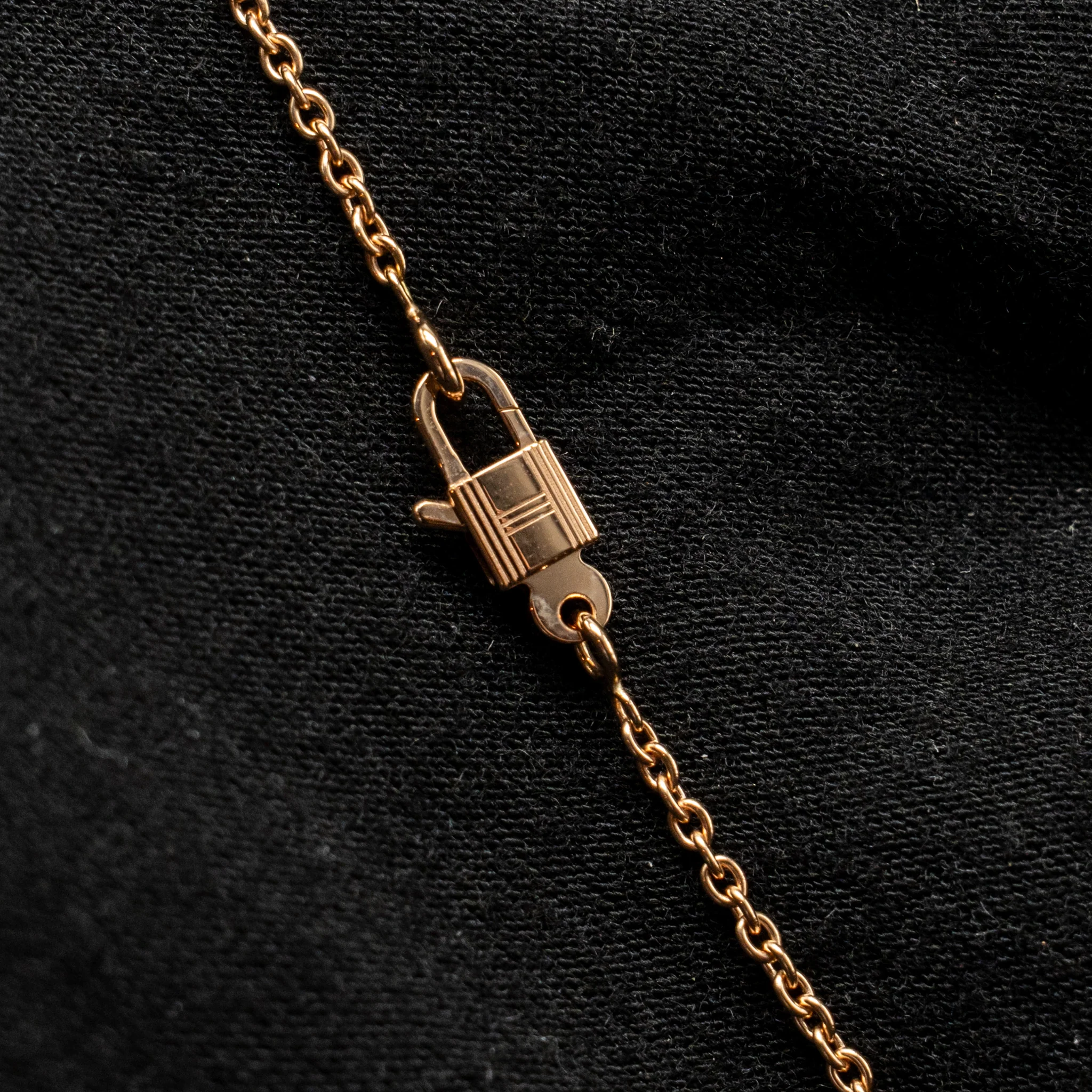 Hermes constance amulette pendant rose gold with diamonds - Image 7