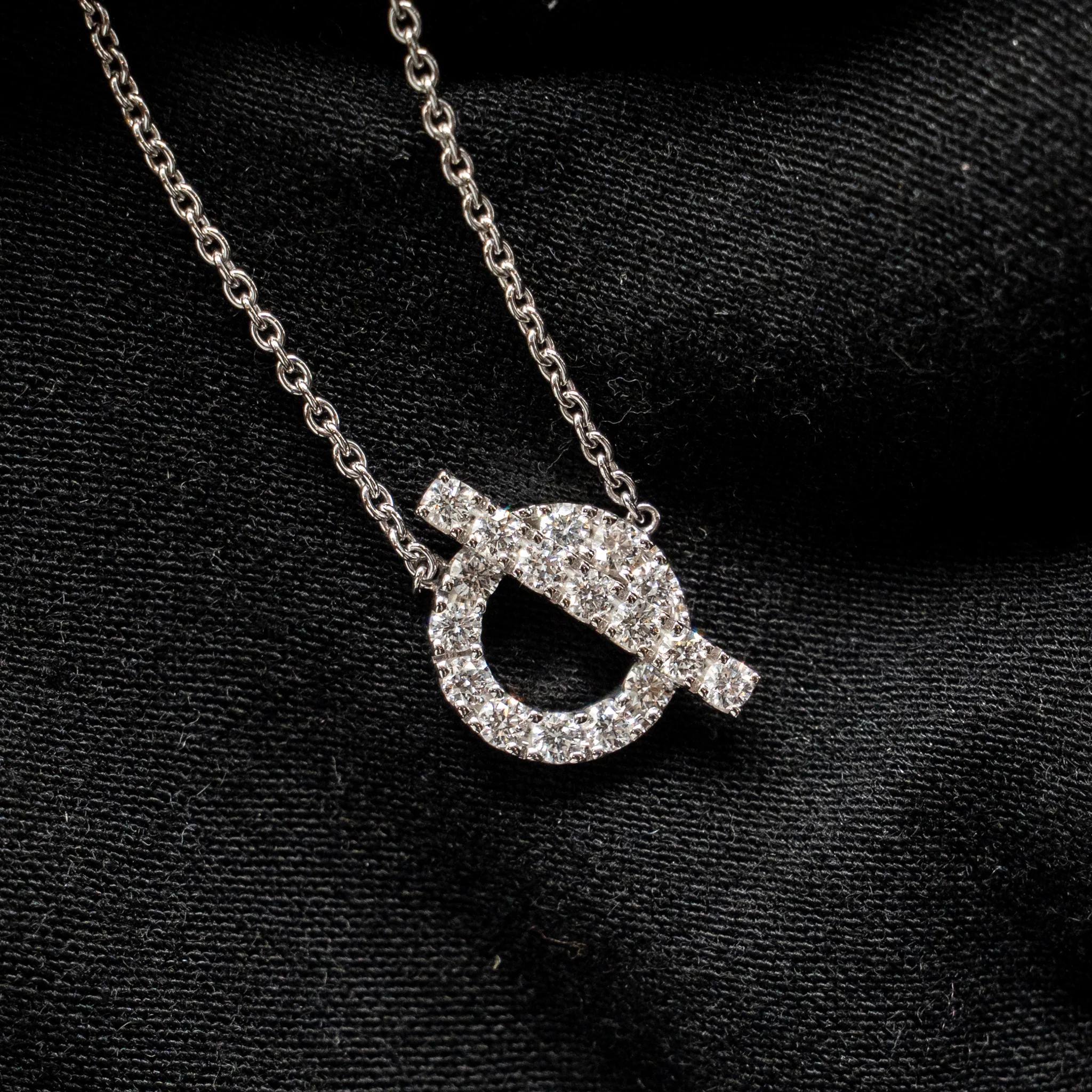 Hermes Finesse Pendant white gold diamonds - Image 4