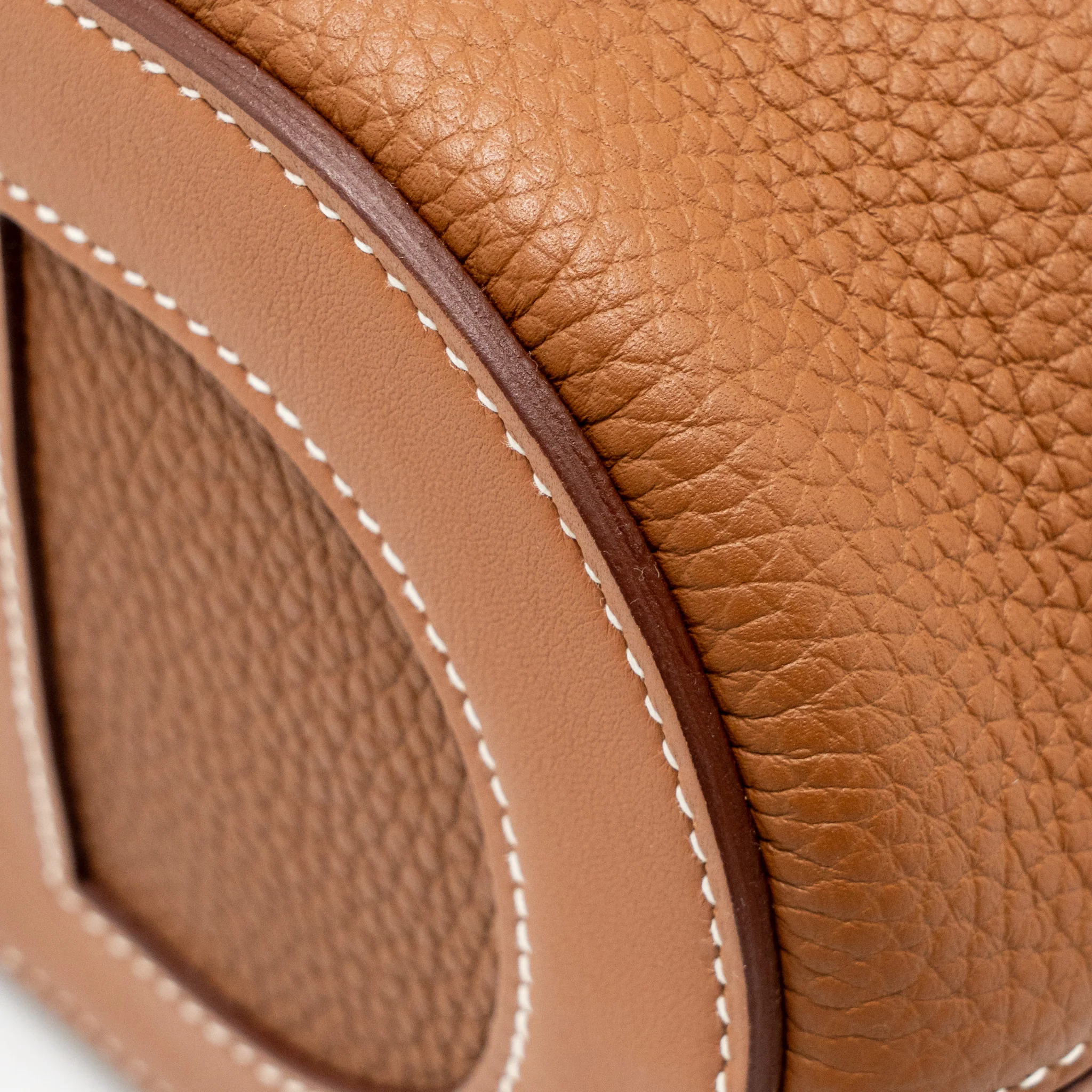 Hermes In-the-Loop 18 Bag Clemence/Swift Gold GHW Stamp U - Image 10