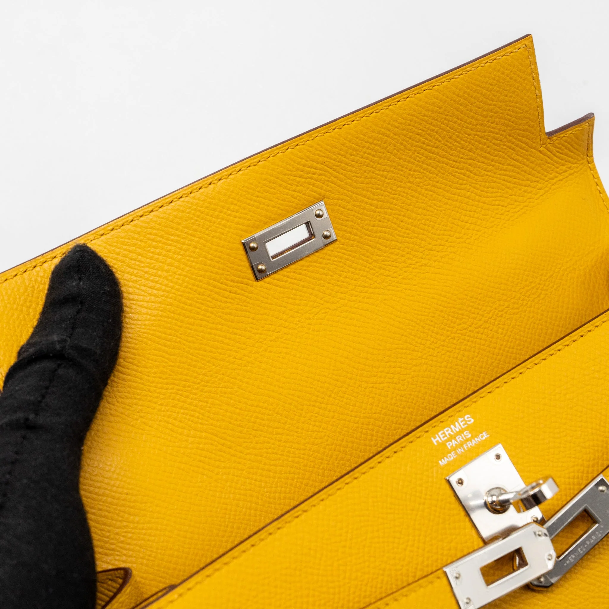 Hermes Kelly 25 Epsom 9D Jaune Amber SHW Stamp Y - Image 14
