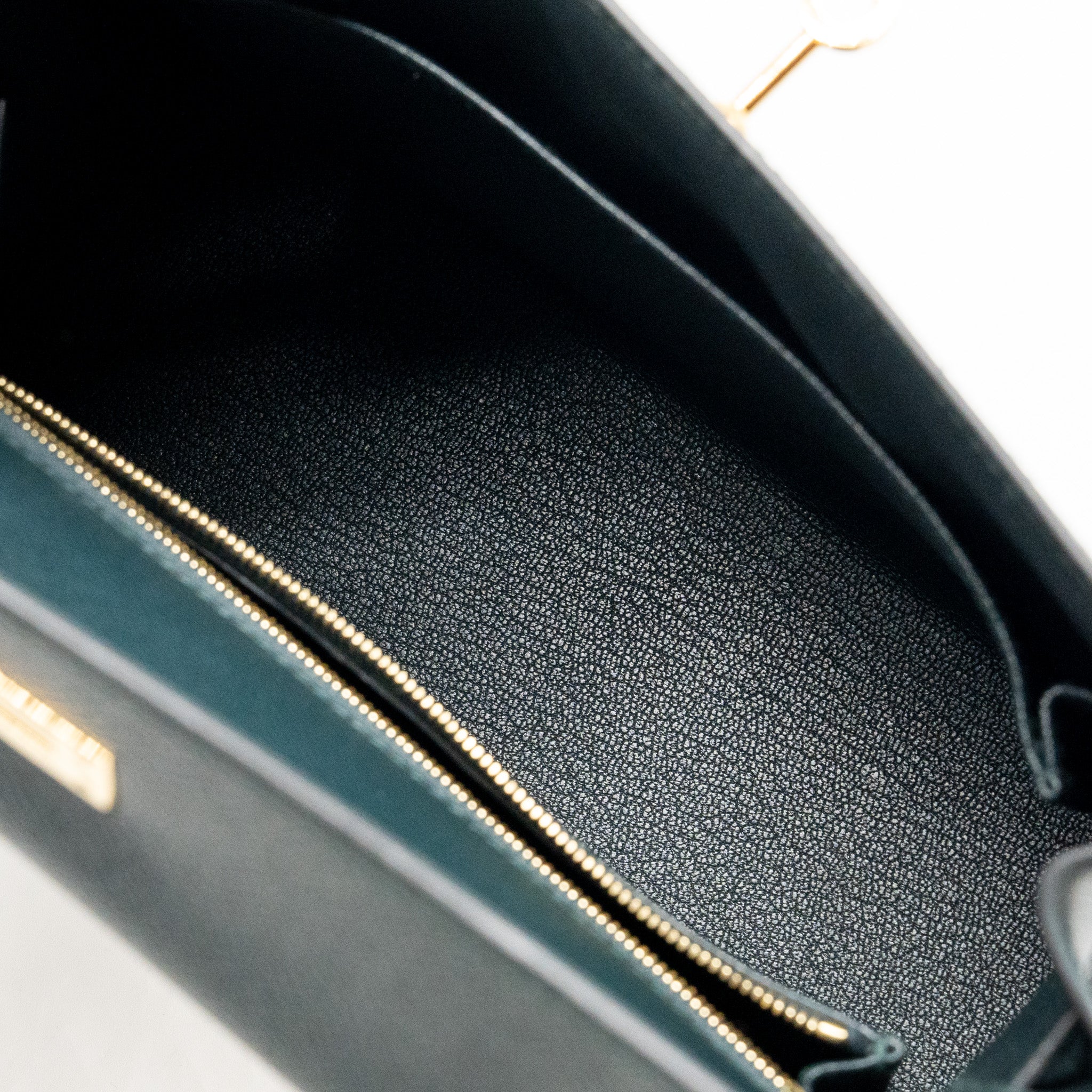 Hermes Kelly 25 Epsom Vert Cypress GHW Stamp C - Image 16