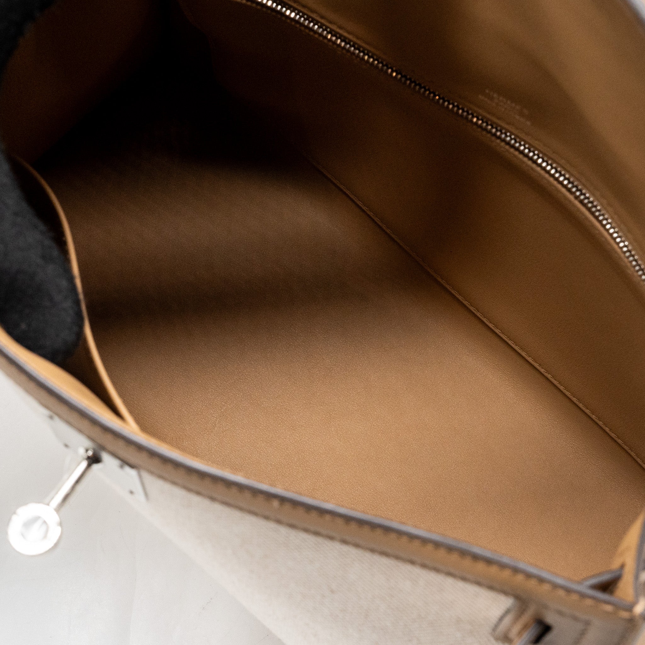 Hermes Kelly 28 Swift/Canvas Chai SHW Stamp U - Image 14