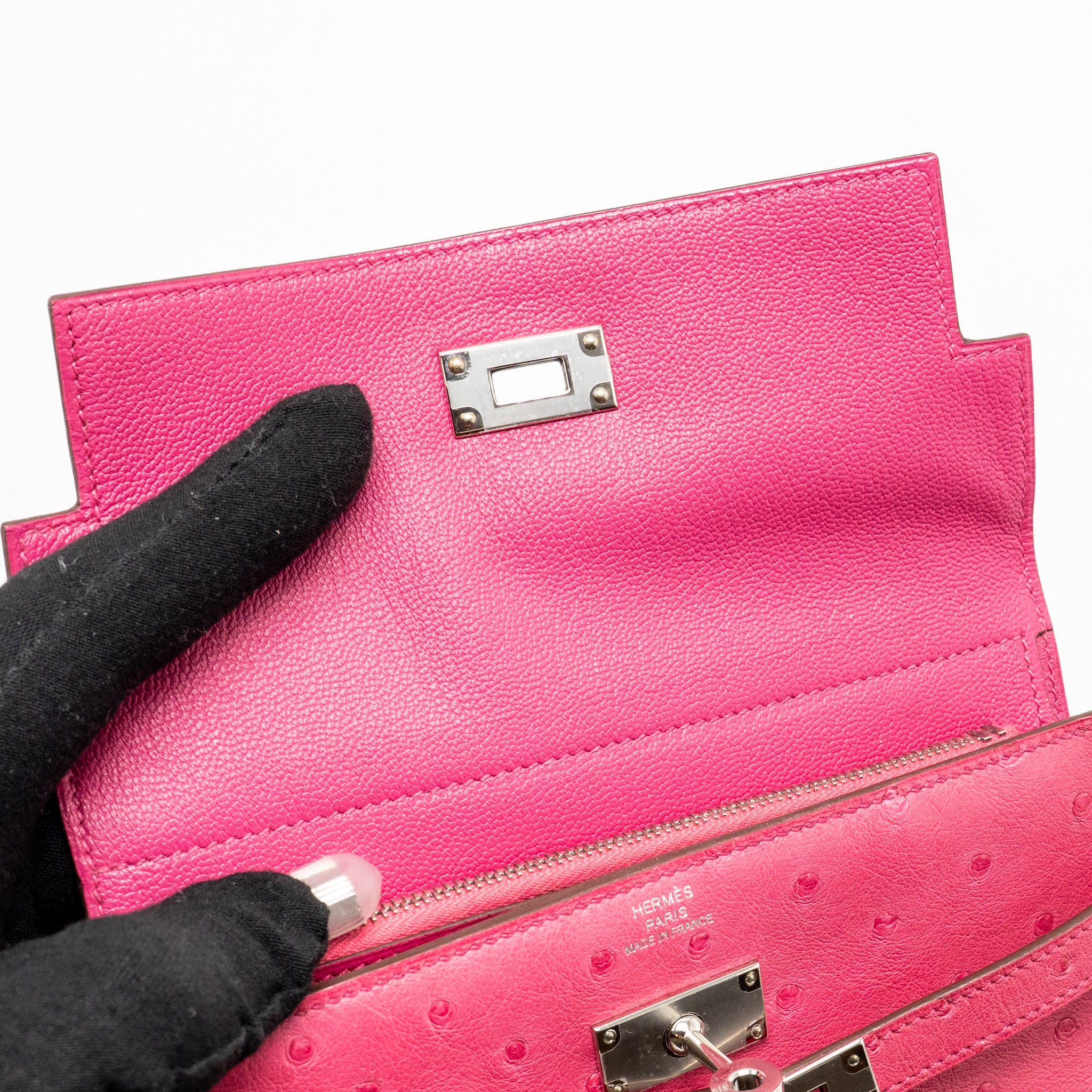 Hermes Kelly Compact Wallet Ostrich Rose Tyrien SHW Stamp D - Image 10