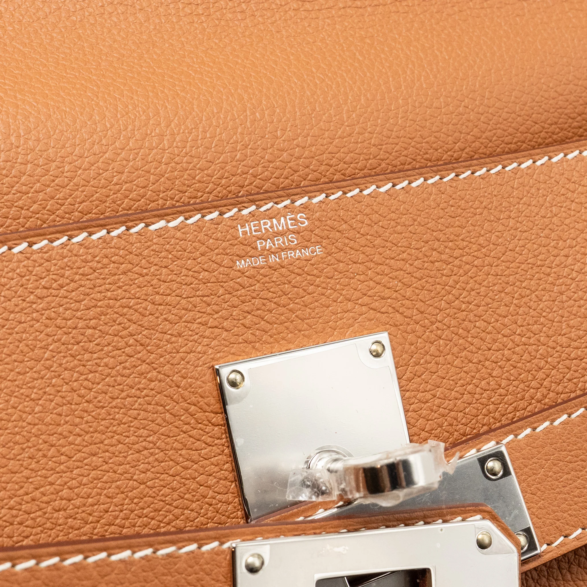 Hermes Kelly Messenger PM Bag Evercolor Gold SHW Stamp W - Image 13