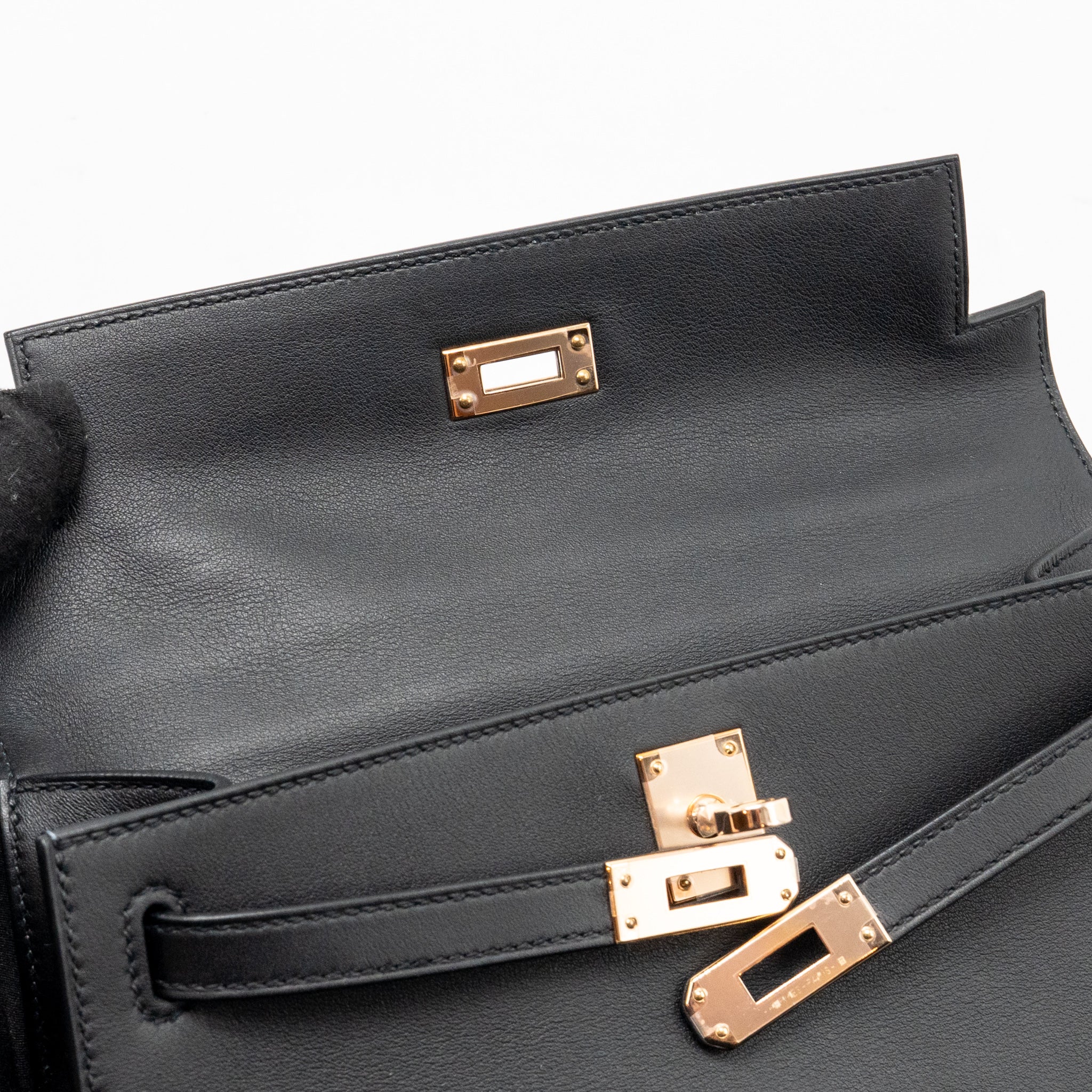 Hermes Kelly Pochette Swift Black RGHW Stamp Z - Image 15