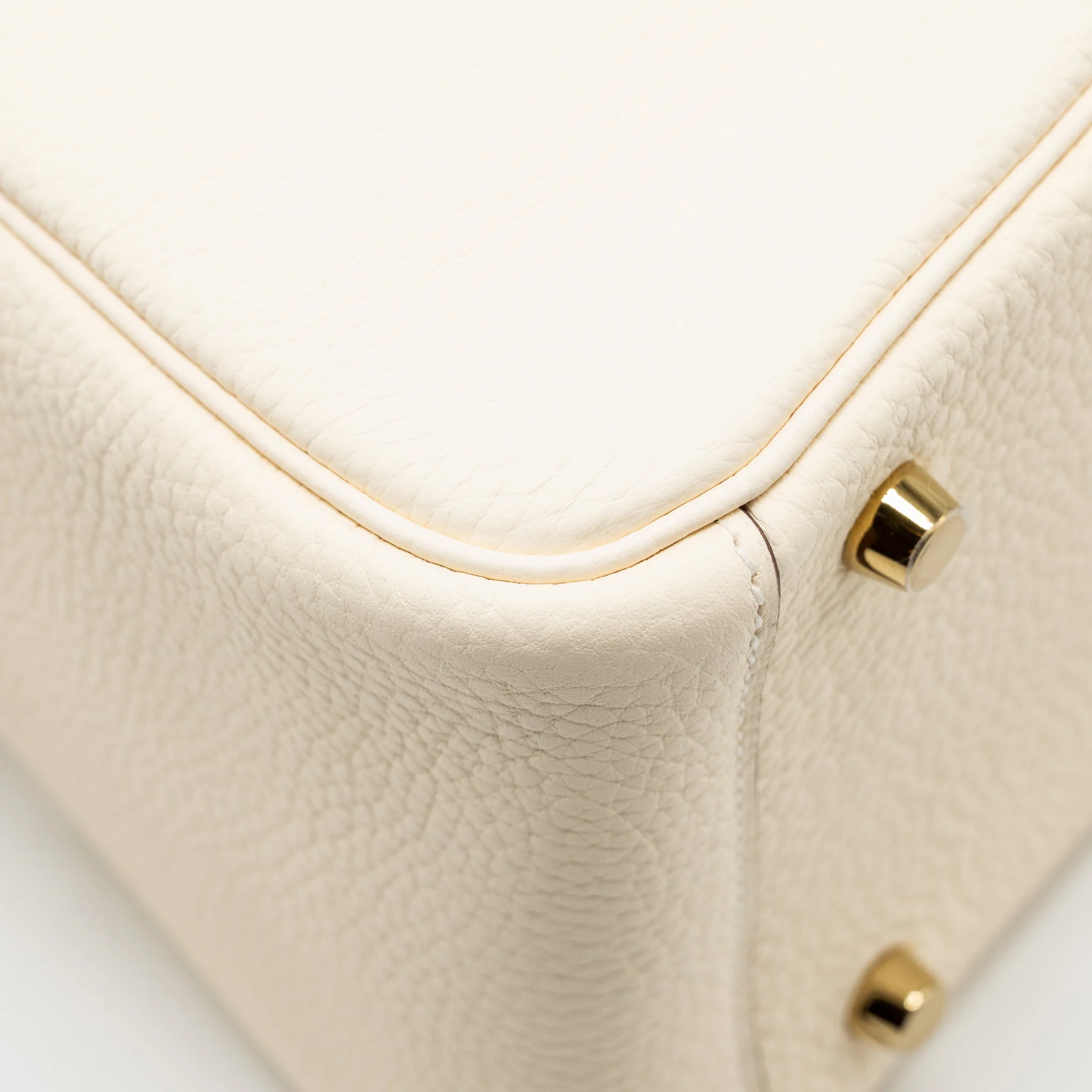 HERMES Lindy 26 Clemence Nata GHW Stamp W - Image 12