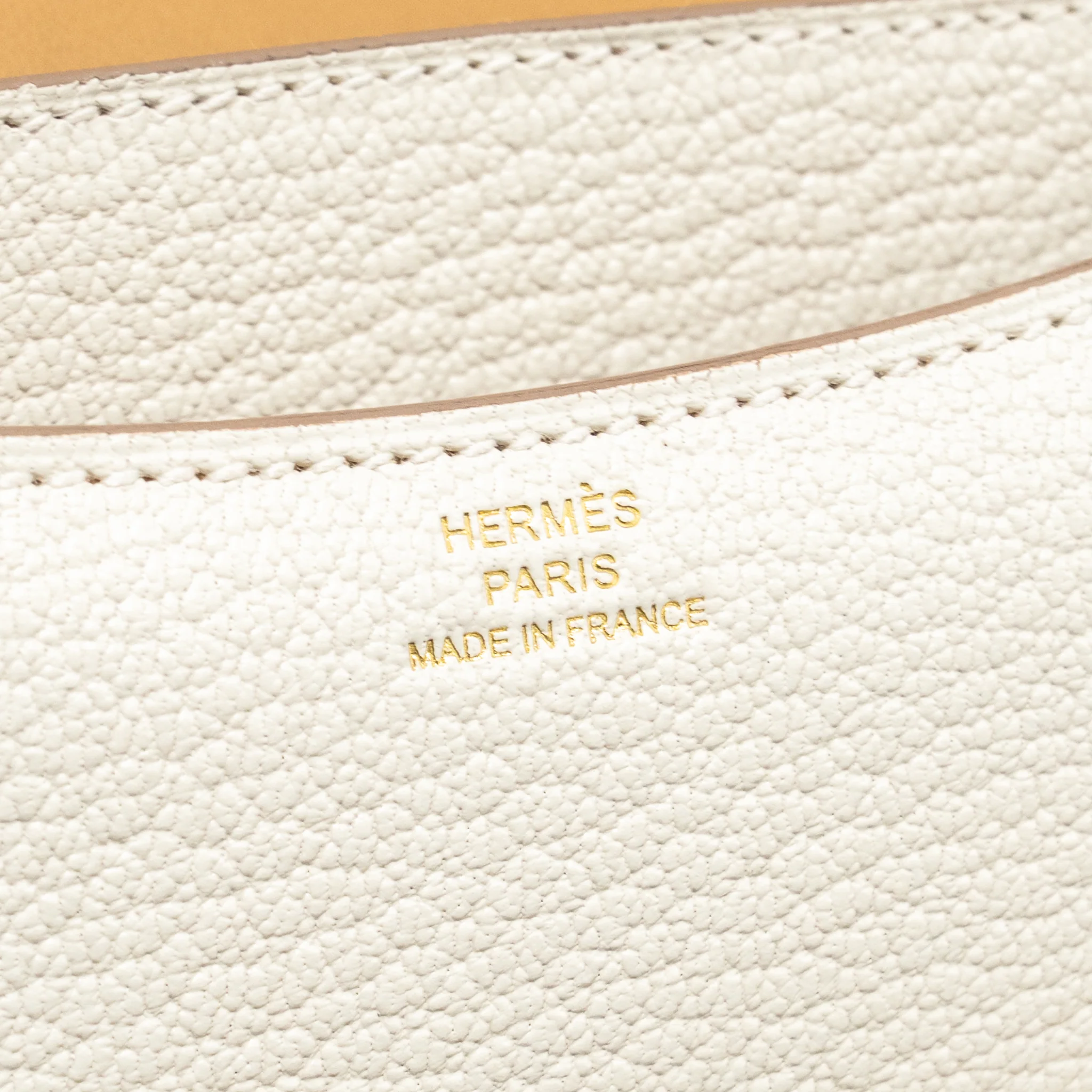 Hermes Mini Constance Chèvre Mysore Mushroom/Biscuit GHW Stamp B - Image 15