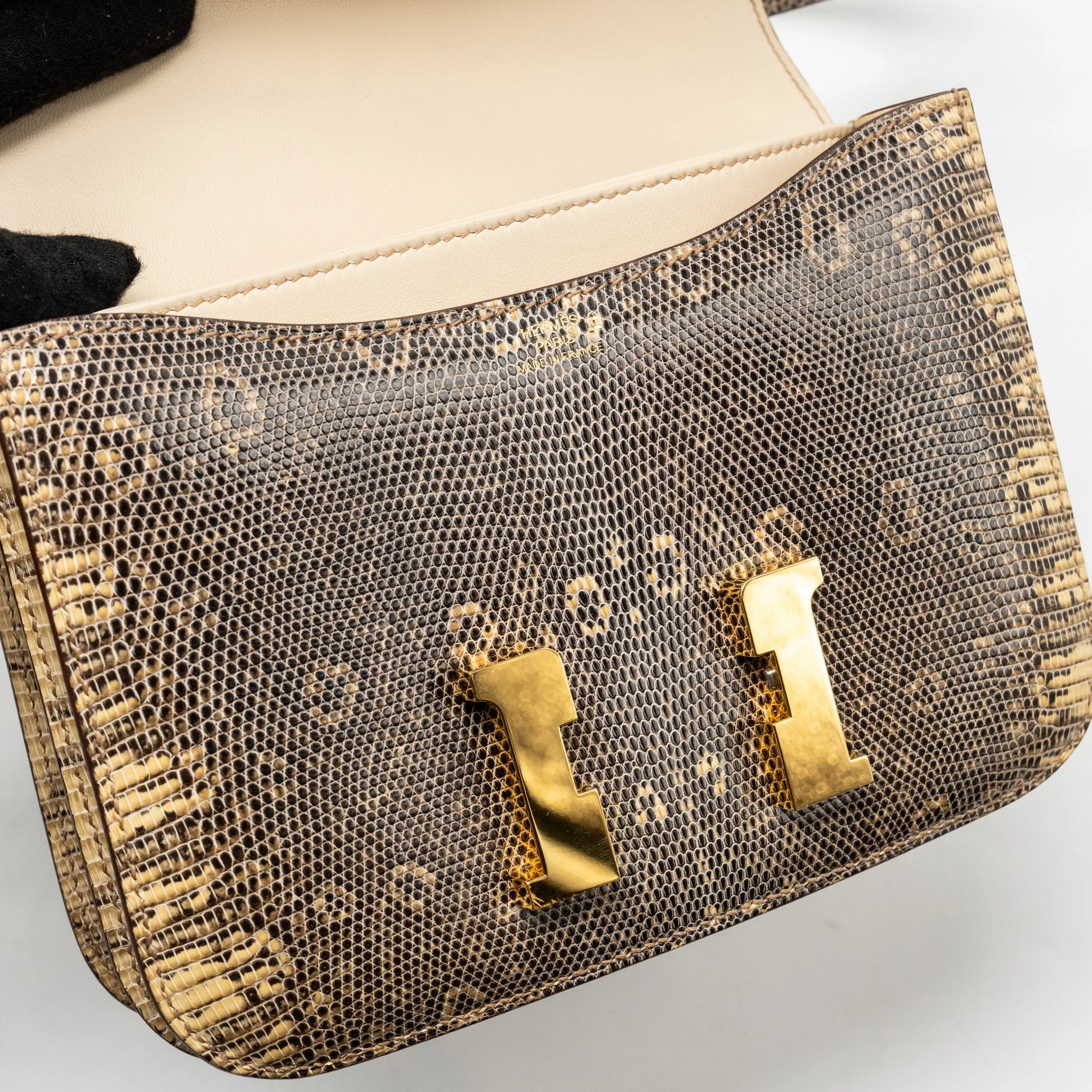 Hermes Mini Constance Lizard Natura Lisse Desert GHW Stamp Z - Image 14