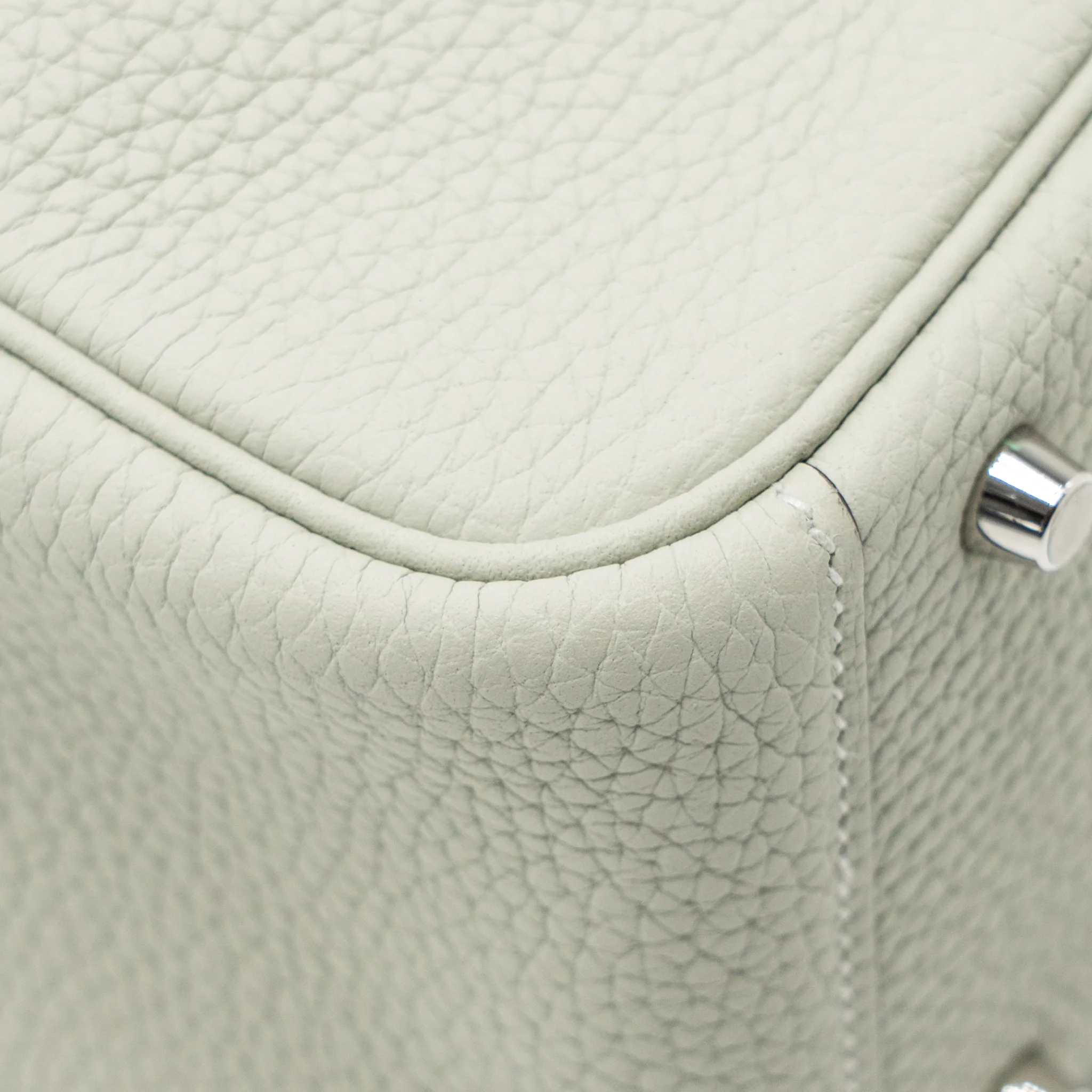 Hermes Mini Lindy Clemence Gris Neve SHW stamp B - Image 10
