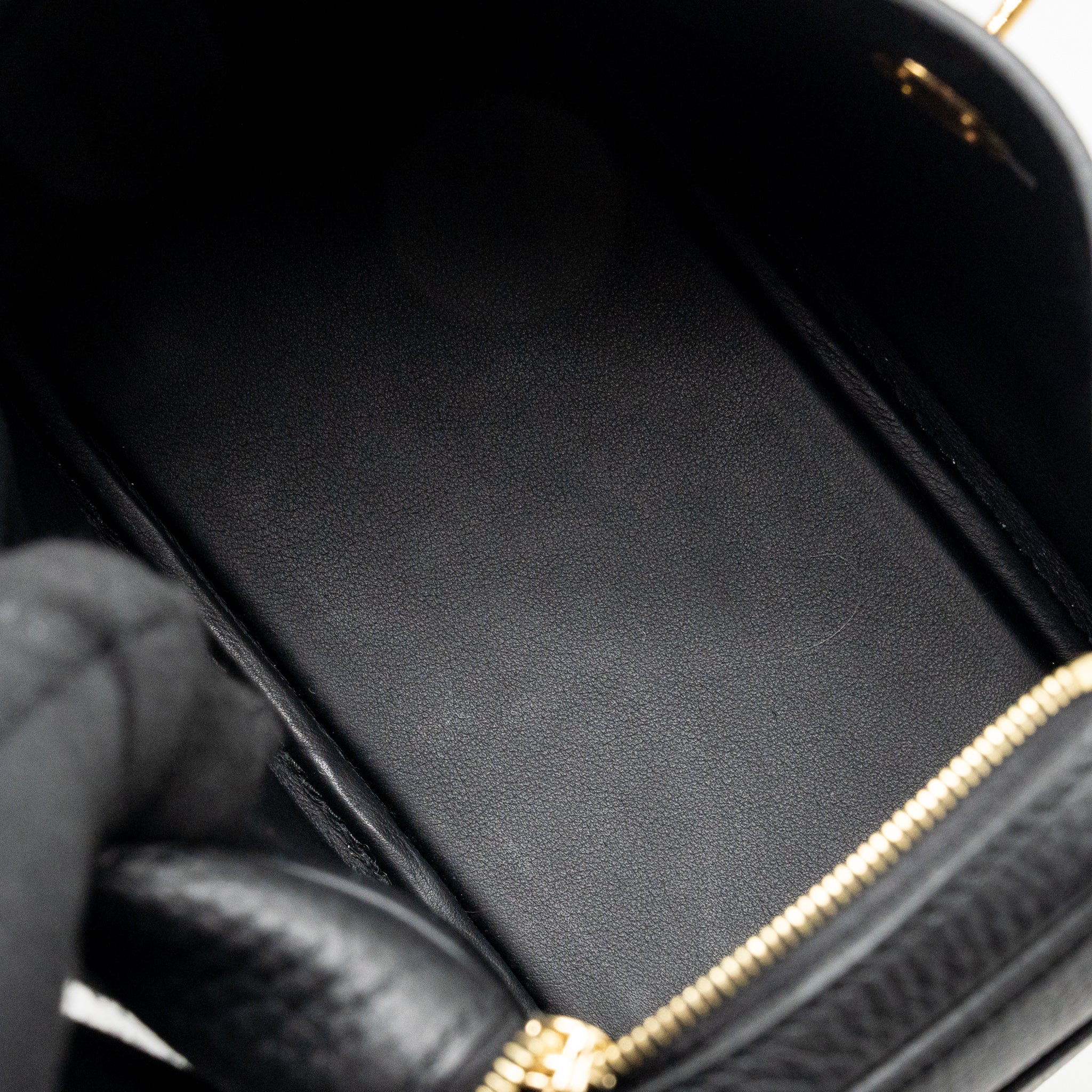 Hermes mini lindy II Clemence black GHW stamp K - Image 16