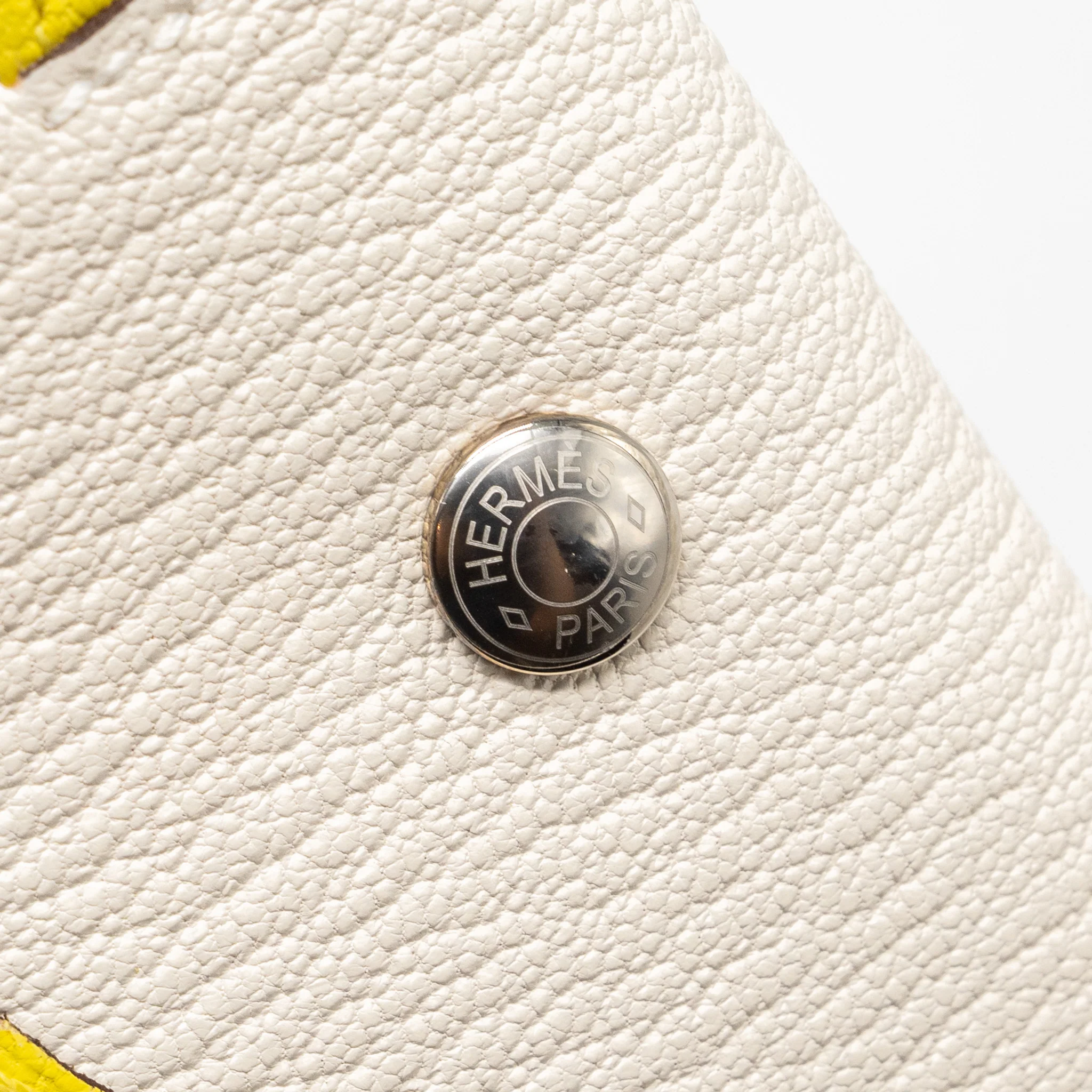 Hermes Paddock Change Purse Chevre Mysore Nata/Jaune Citron SHW stamp - Image 6