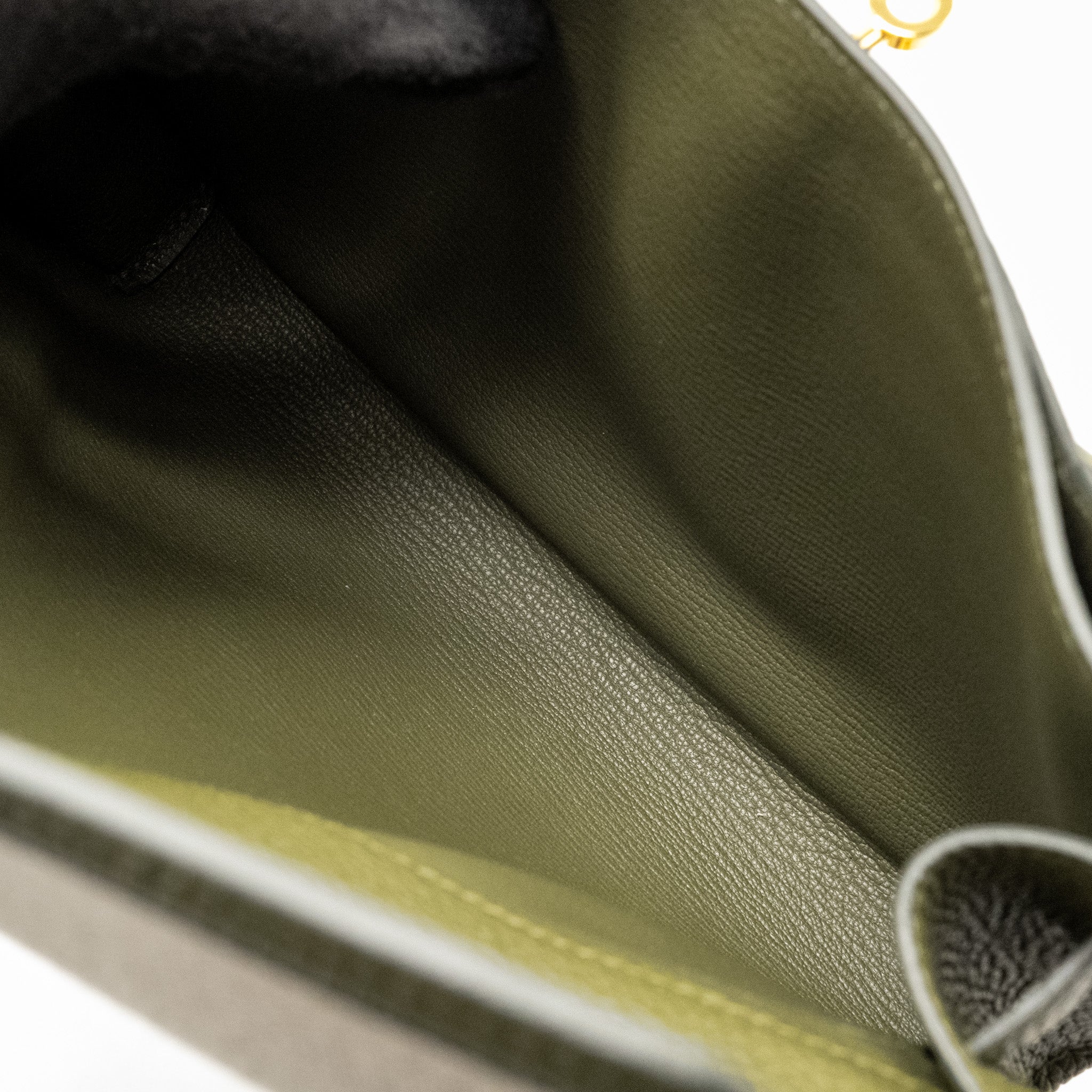 Hermes Pochette Kelly Depeches 25 Canvas / Togo Ecru Beige / Vert Olive GHW Stamp U - Image 17