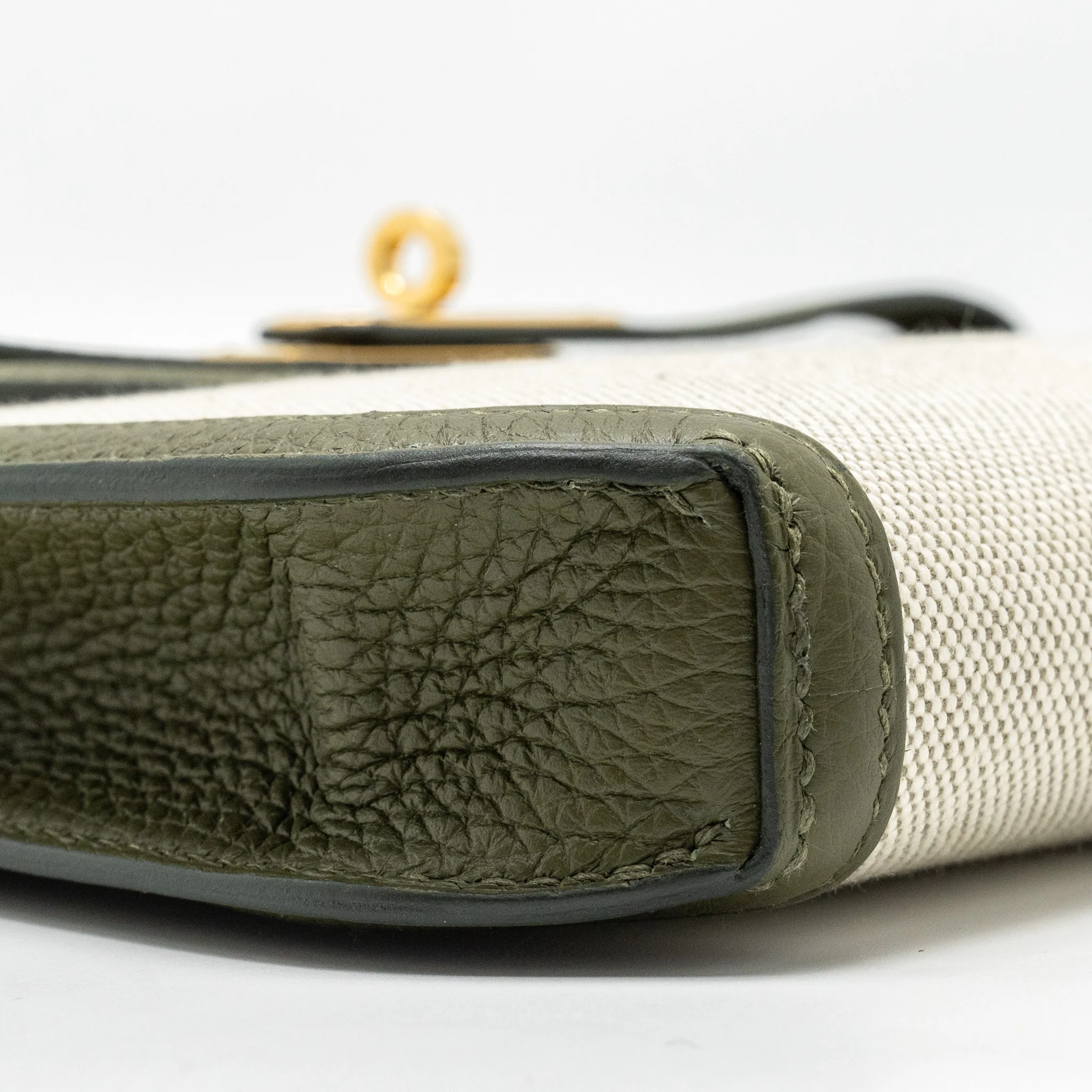 Hermes Pochette Kelly Depeches 25 Canvas / Togo Ecru Beige / Vert Olive GHW Stamp U - Image 6