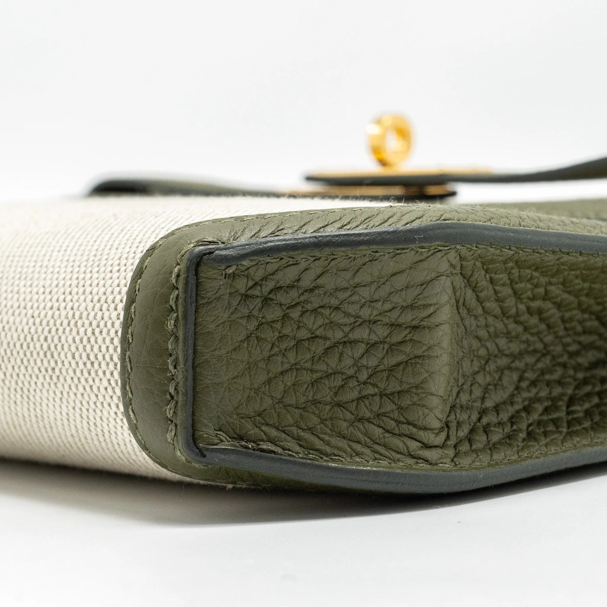 Hermes Pochette Kelly Depeches 25 Canvas / Togo Ecru Beige / Vert Olive GHW Stamp U - Image 7