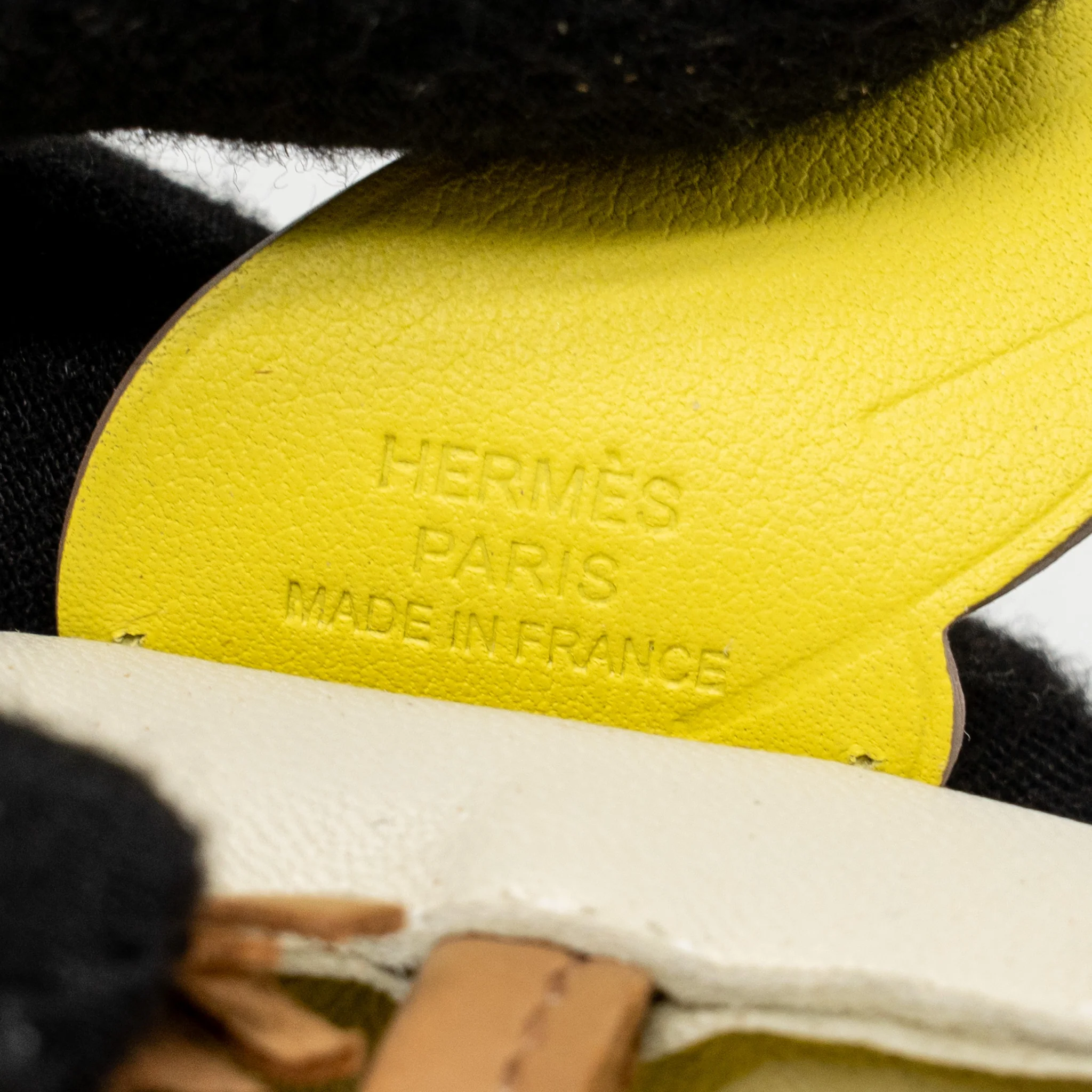 Hermes Rodeo Pegase PM Bag Charm Craie/ Chai/ Lime Stamp U - Image 3