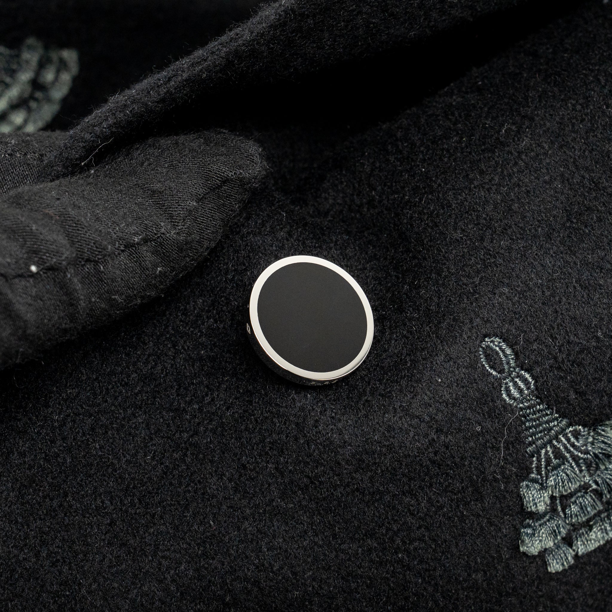Hermes Size 36 Hooded Embroidered Jacket Cashmere Black - Image 4