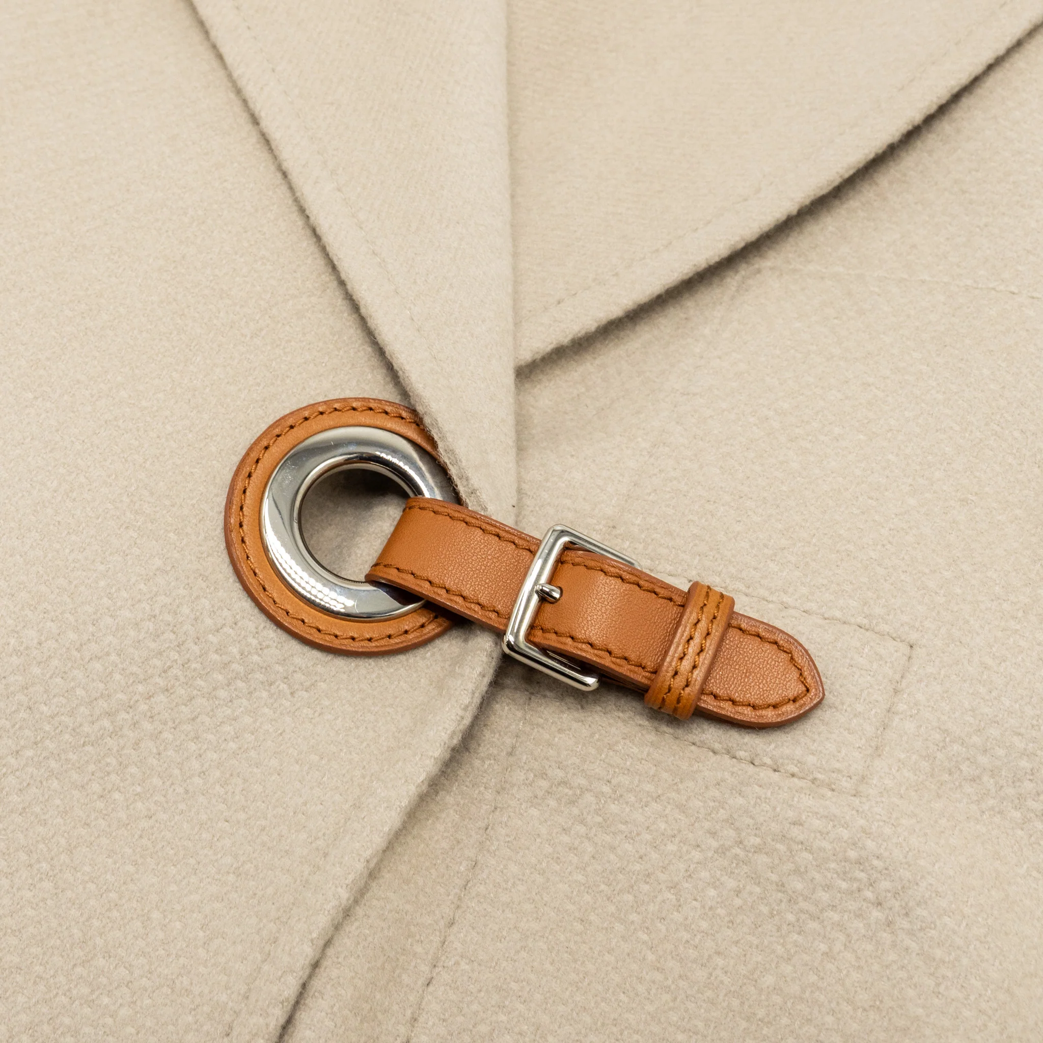 Hermes Sizer 38 Caban Fermoir Oeillet Double Face Coat Cashmere Beige Argile - Image 4