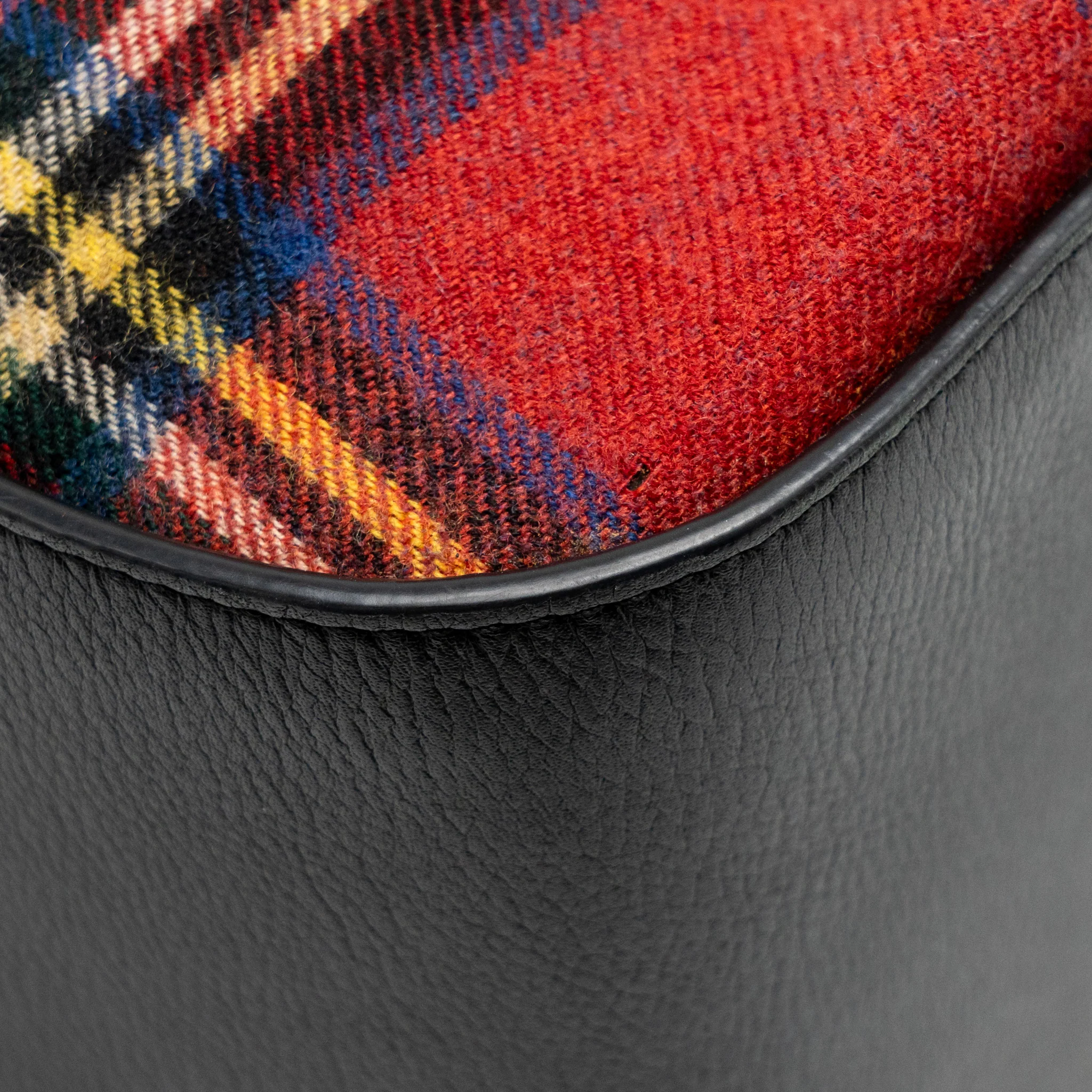 LOEWE HAMMOCK TARTAN BAG BLACK/RED TARTAN CALF/TEXTILE SHW - Image 9