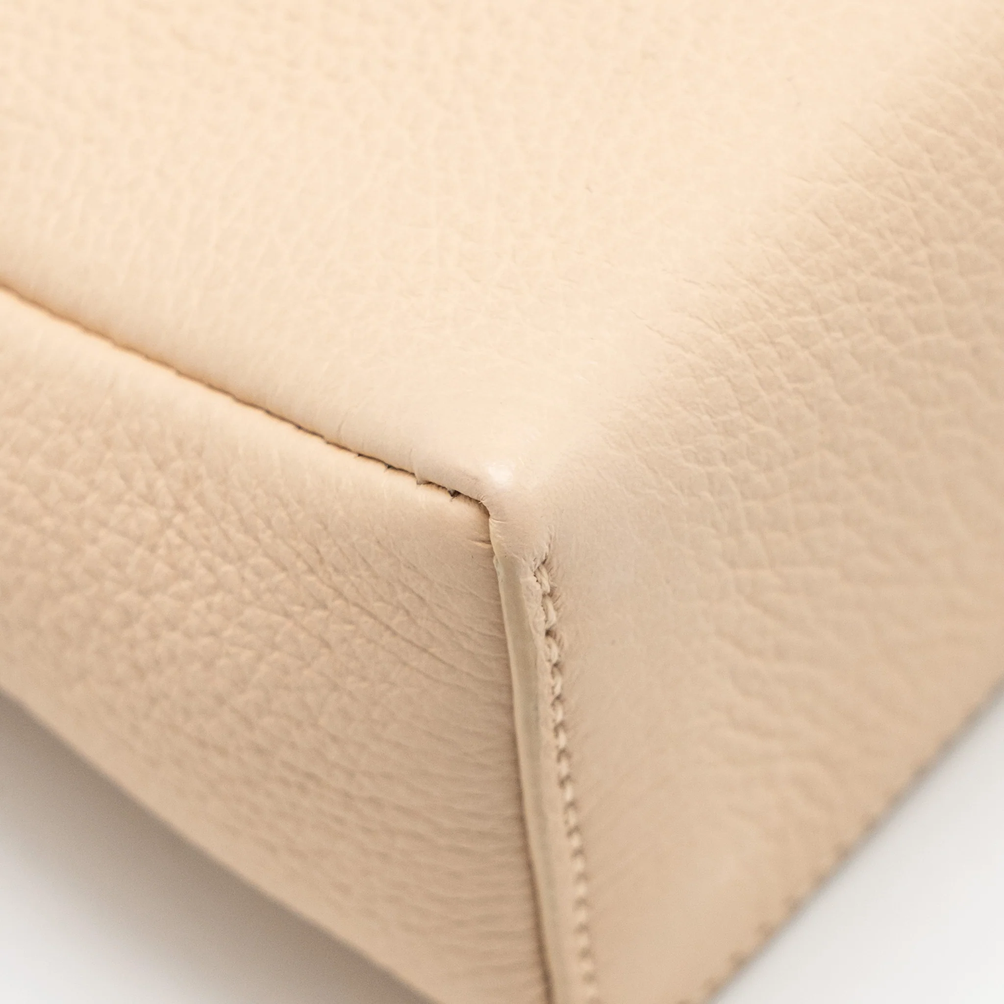 Loro Piana extra pocket L19 grained calfskin light pink SHW - Image 11
