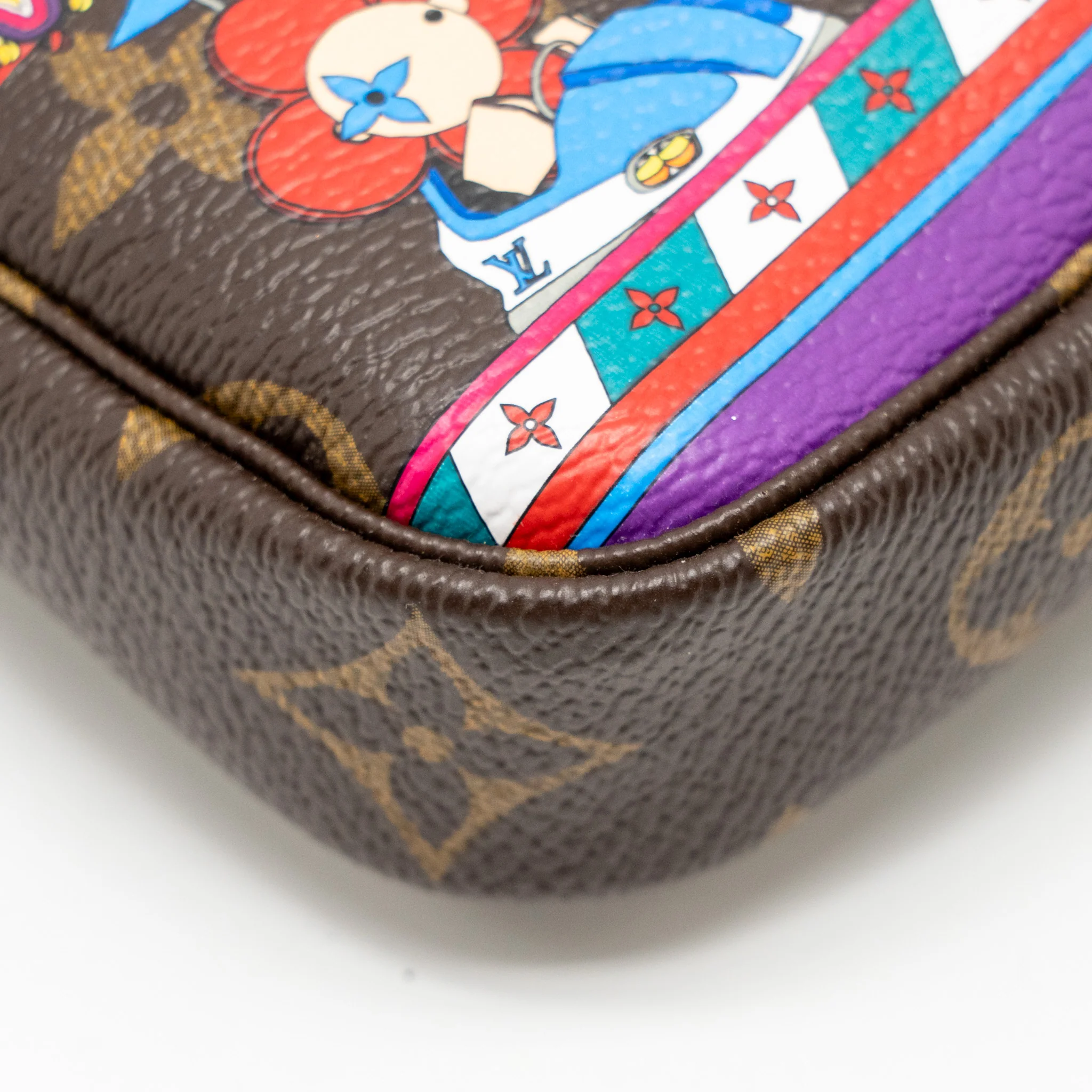 Louis Vuitton 2020 Mini Pochette 2020 Christmas Animation Bumper Cars Monogram Canvas GHW - Image 9