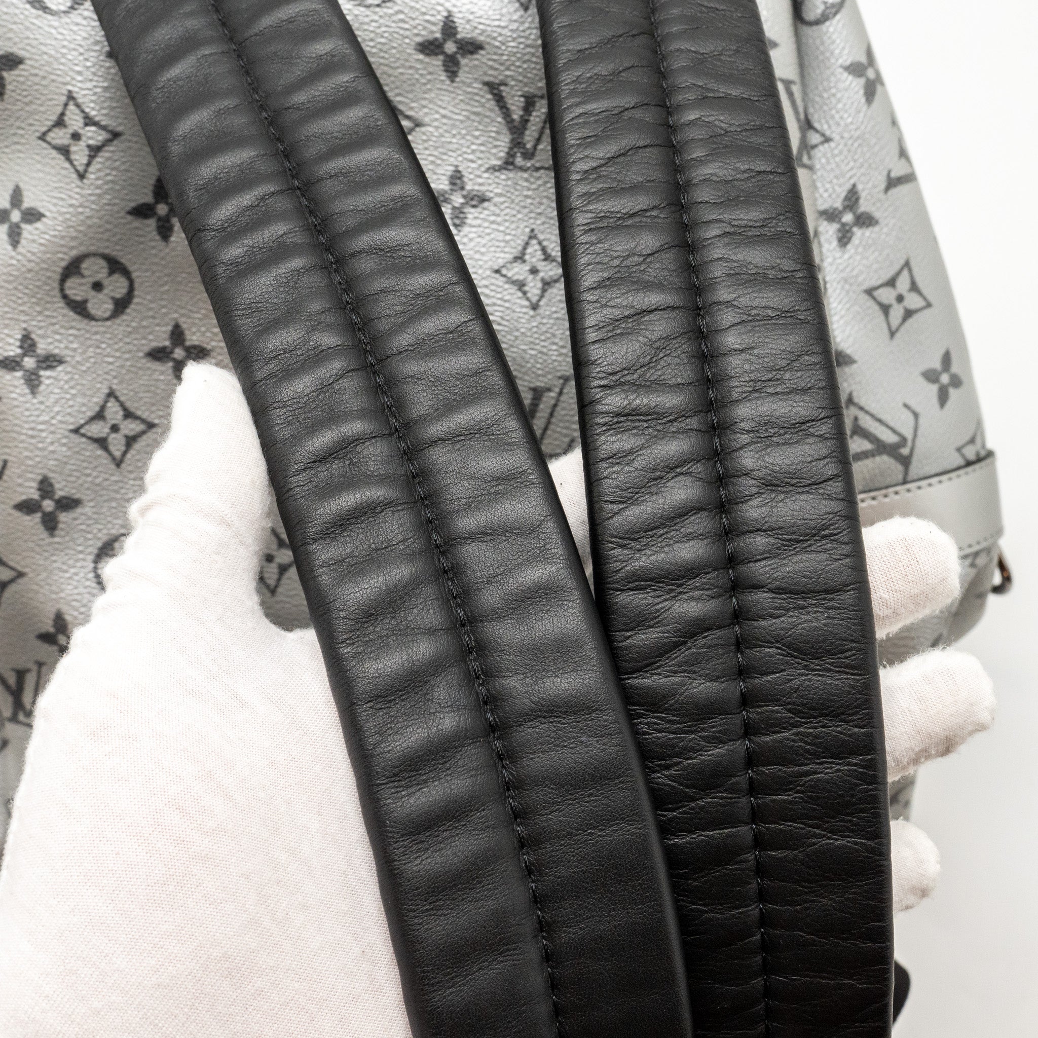 Louis Vuitton backpack Apollo monogram canvas silver / black SHW - Image 16