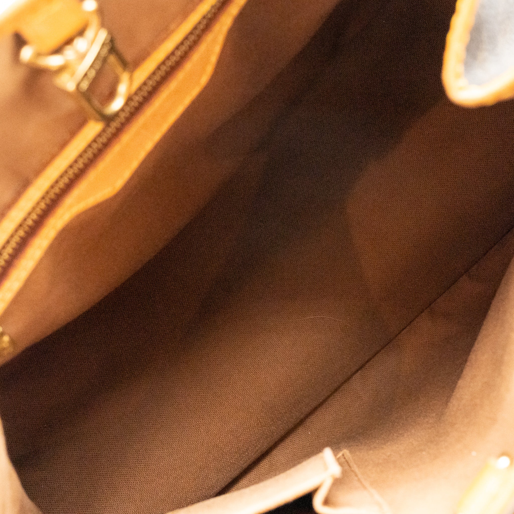 Louis Vuitton Batignolles Vertical Monogram Canvas GHW - Image 12