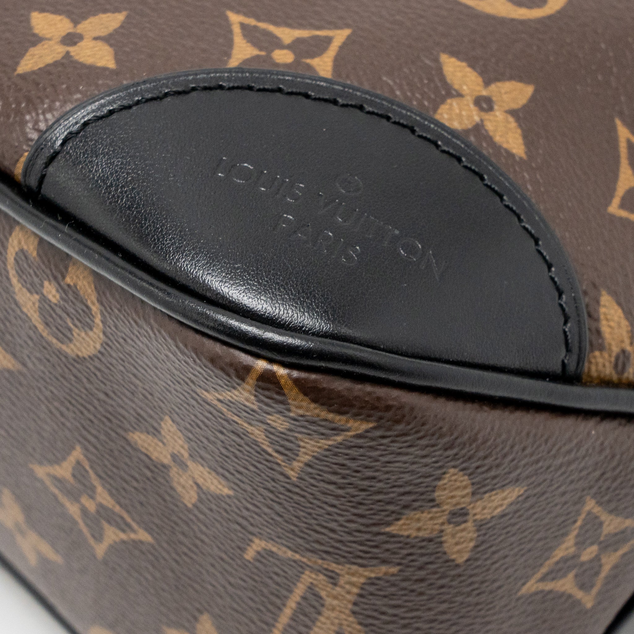 Louis Vuitton Boulogne PM Monogram Canvas/Leather Black GHW - Image 8