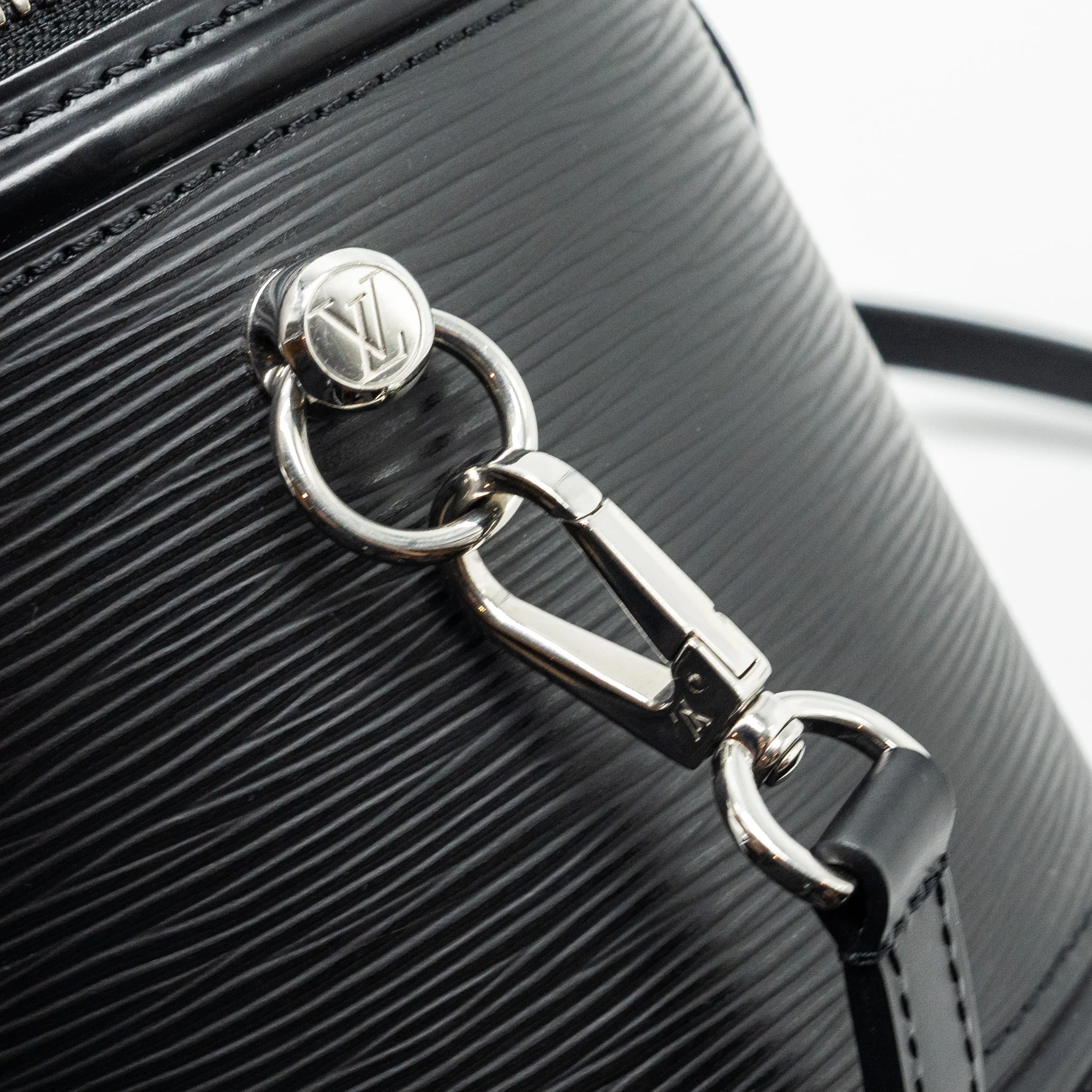 LOUIS VUITTON CANNES EPI BLACK SHW - Image 14